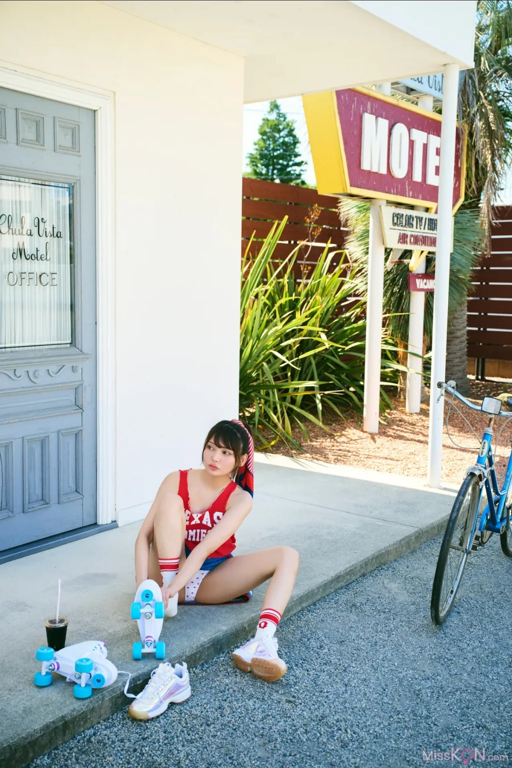 Nitori Sayaka (似鳥沙也加)_ FRIDAY GOLD A to Z Vol.21+22