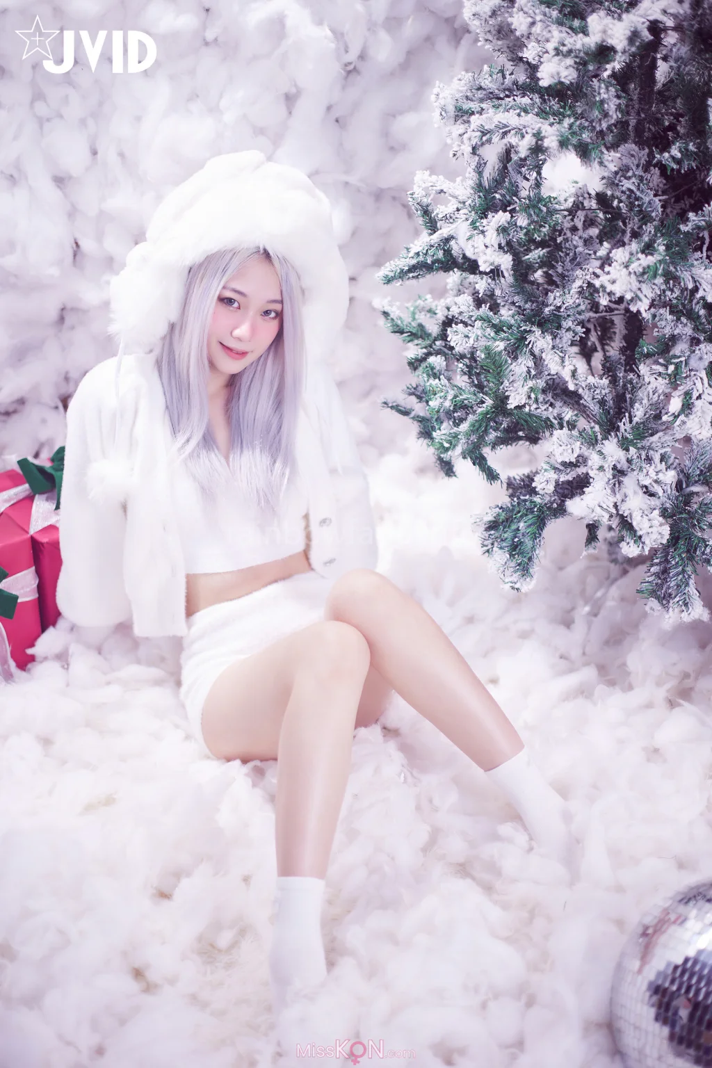 [JVID] Verna_ 性感的愛死寂寞人雪女Verna陪你度過聖誕寒冬