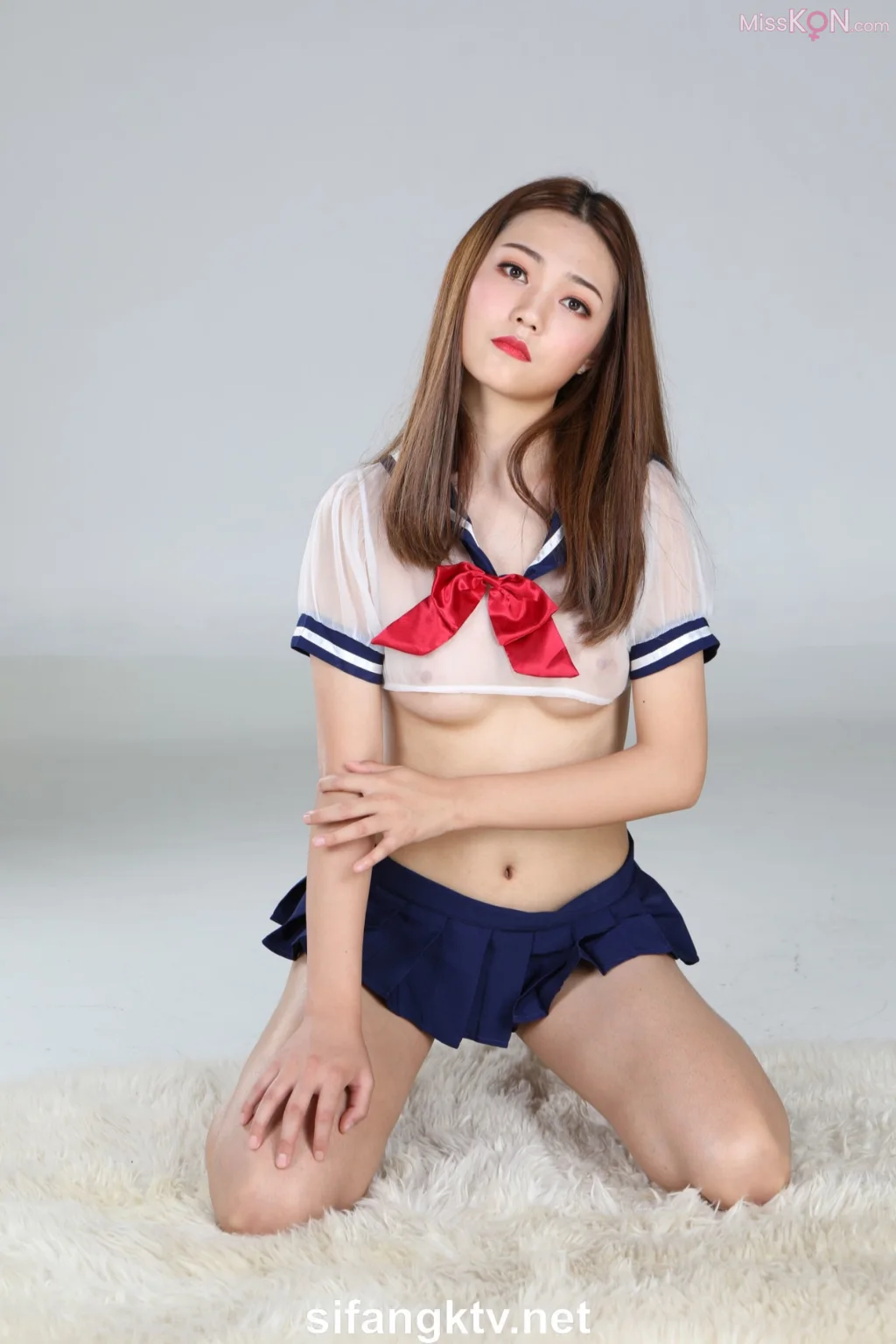 [Private Photoshoot] 校花_ 行X模特 JK+婚纱 全尺度私拍