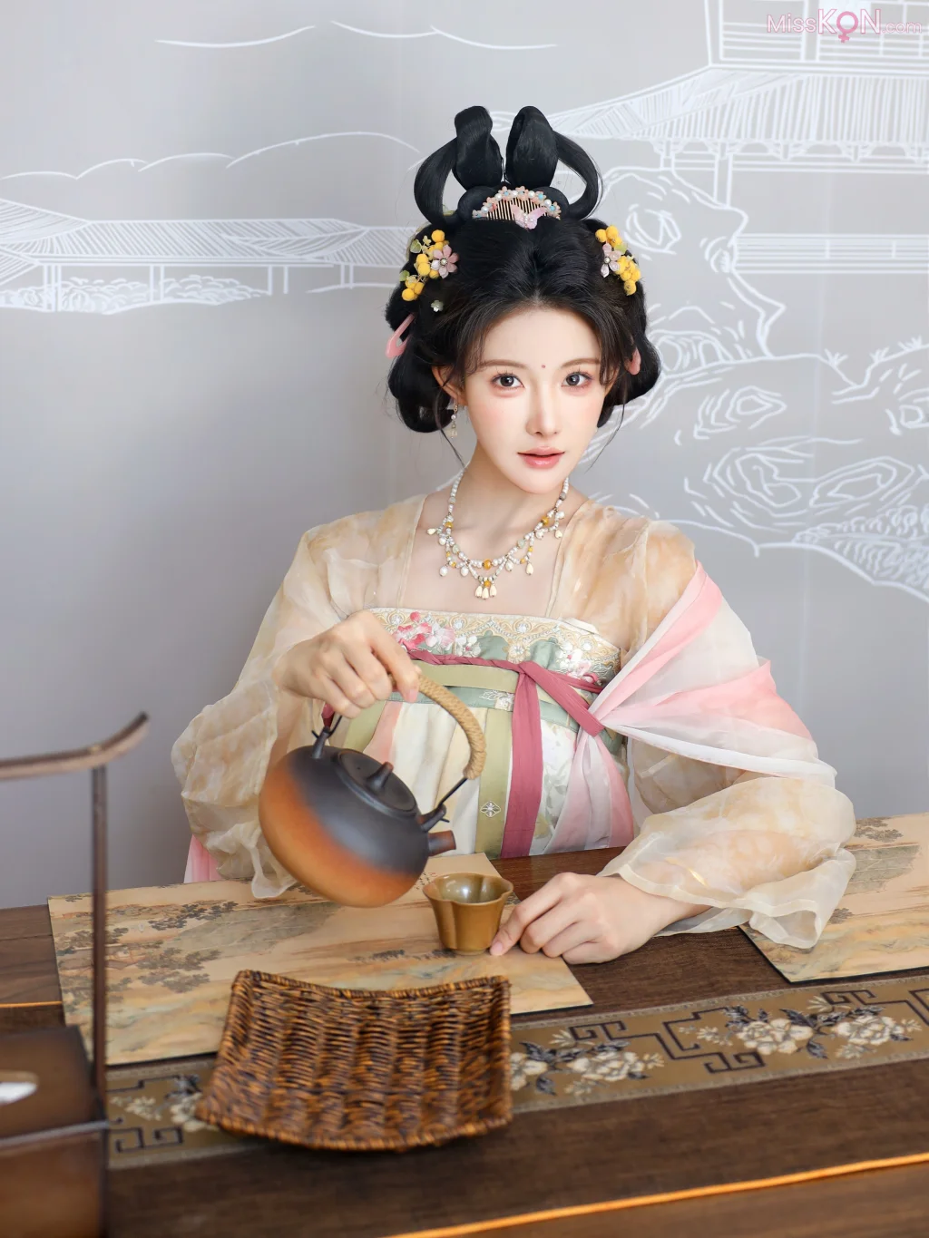 [XR Uncensored] 梨霜儿_ R18 秀人网模特 梦回大唐