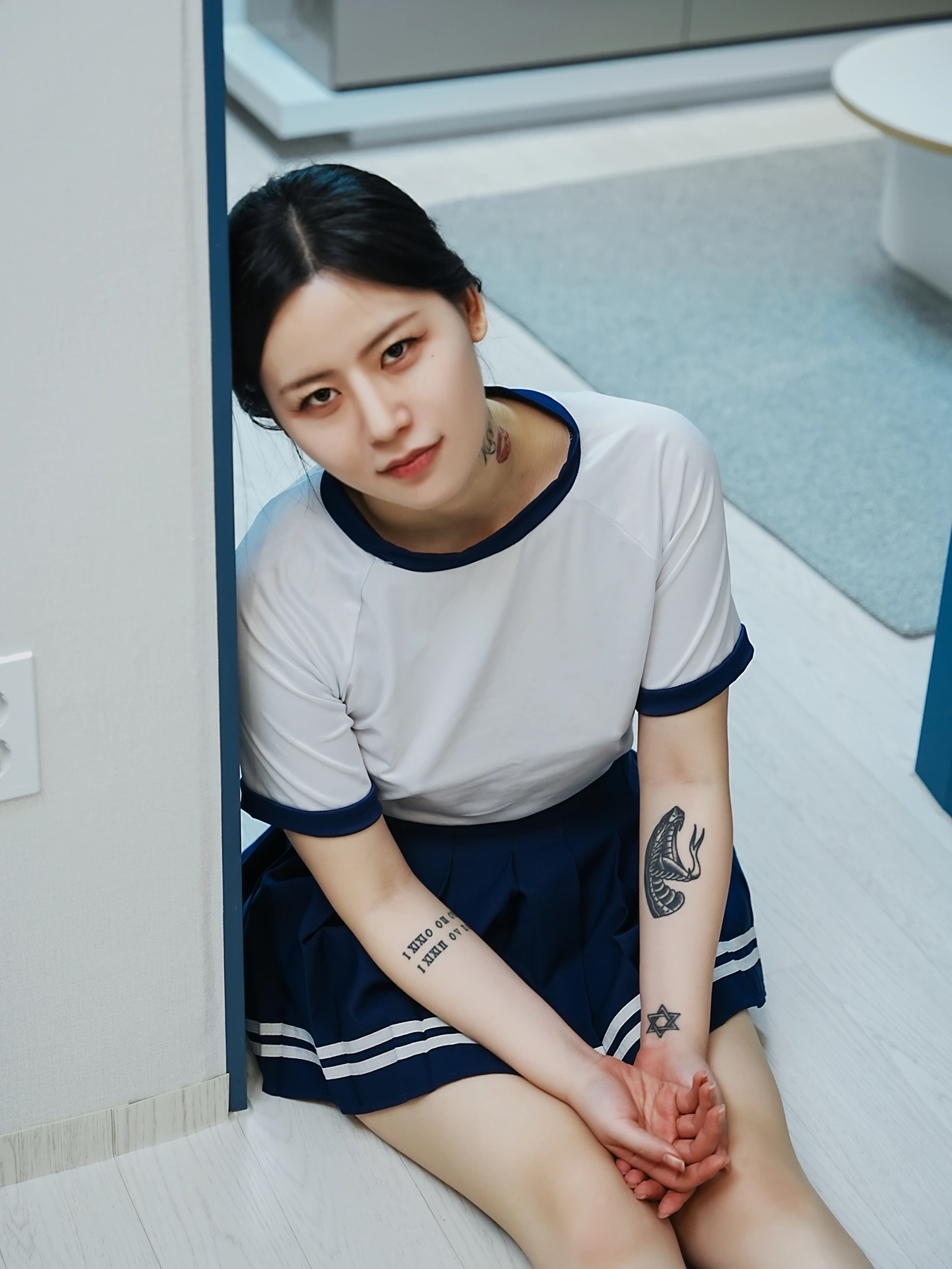 Choi Ri 최리, Photobook Vol.01 「Bloomers」 Set.01
