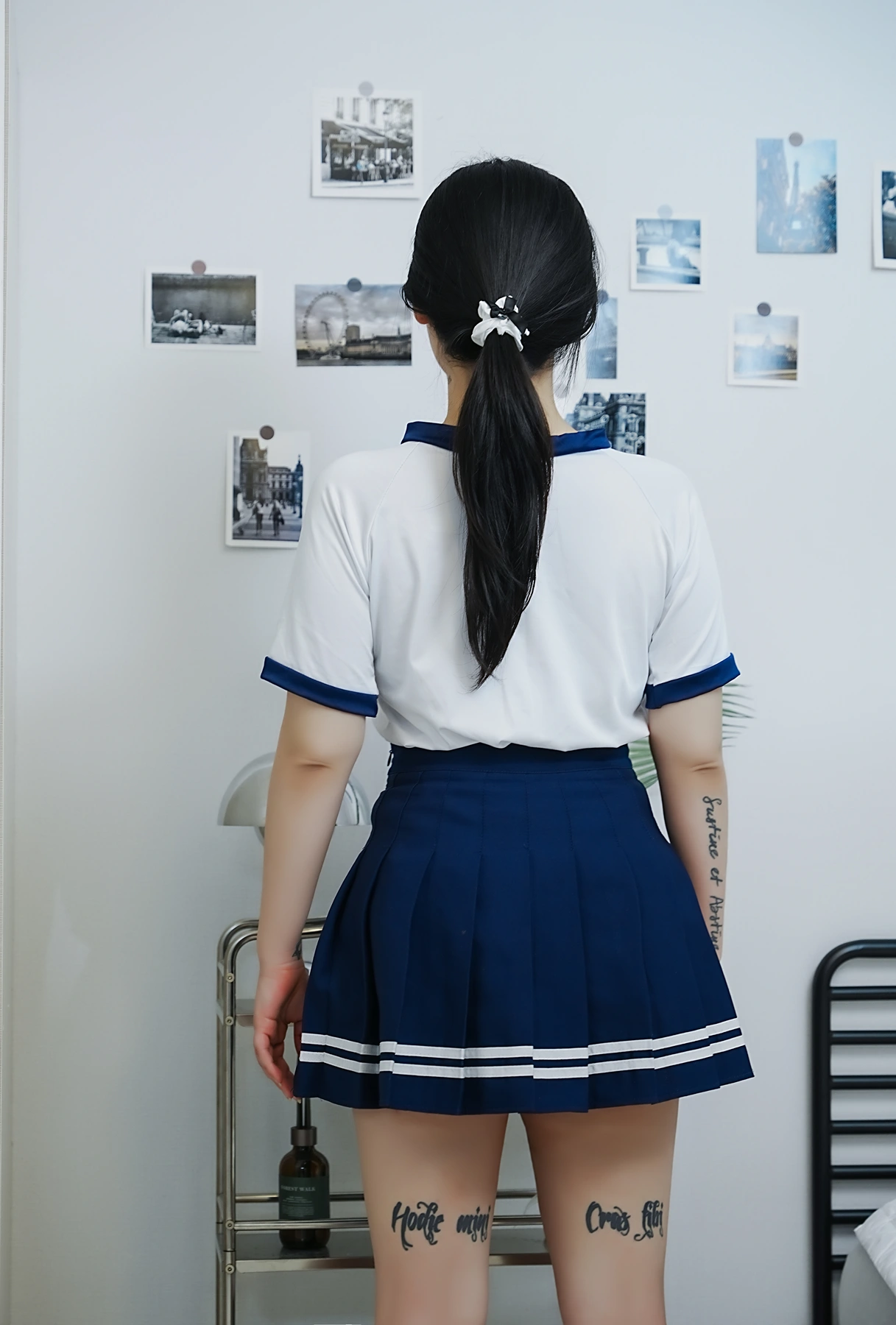 Choi Ri 최리, Photobook Vol.01 「Bloomers」 Set.01