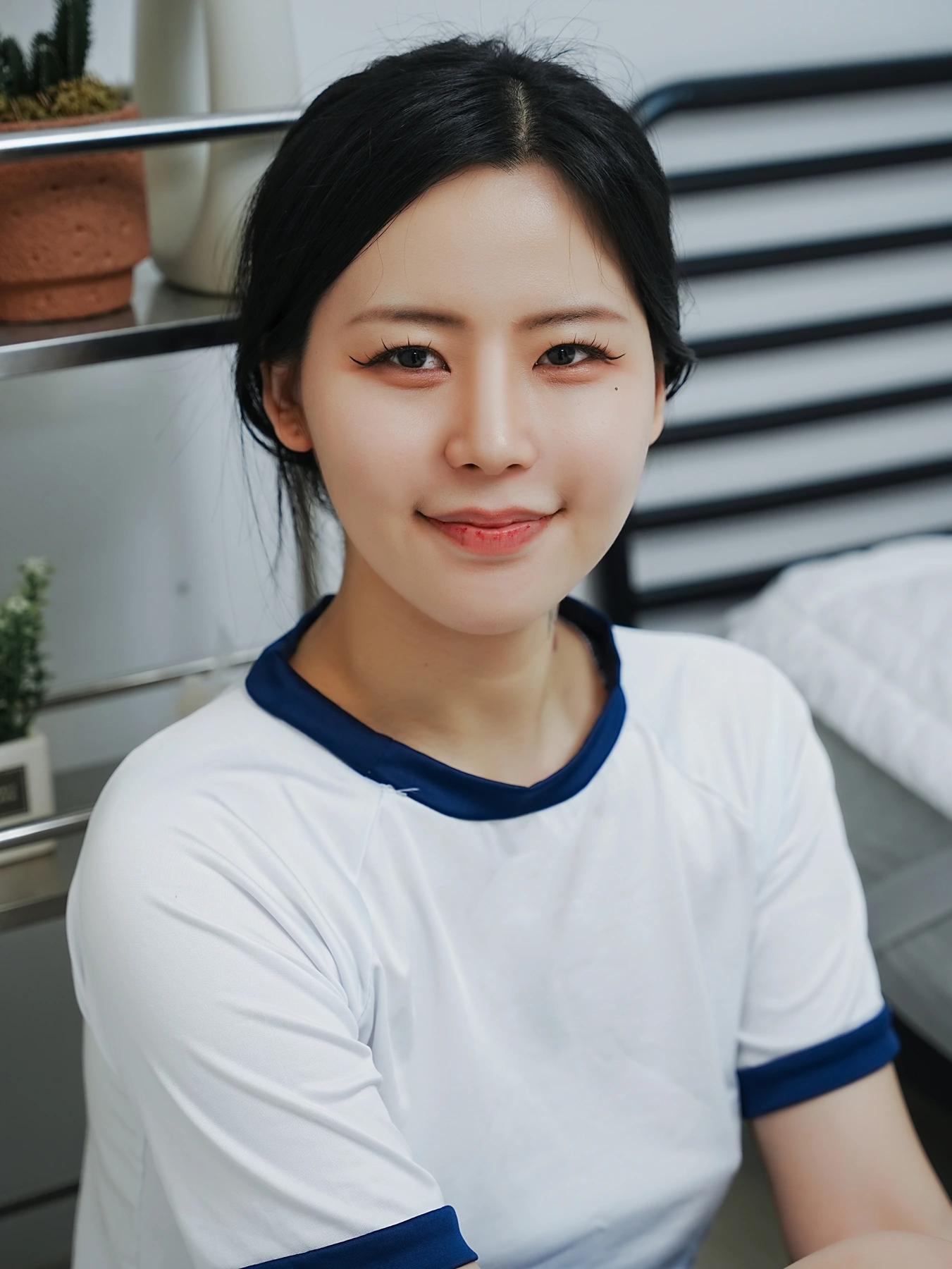 Choi Ri 최리, Photobook Vol.01 「Bloomers」 Set.01