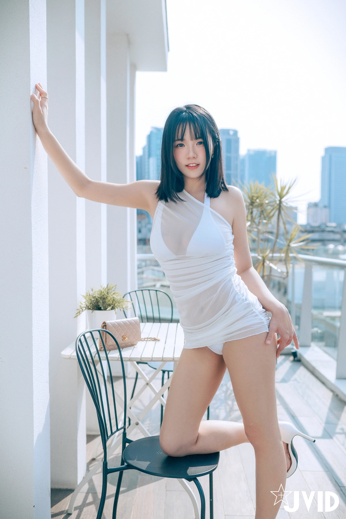 JVID Angela寶7 – 豪乳情婦の不倫旅行－寶七🫦跪舔肉棒的色色拜金萌妹🔥靈巧的舌頭舔來舔去😈 Set.01