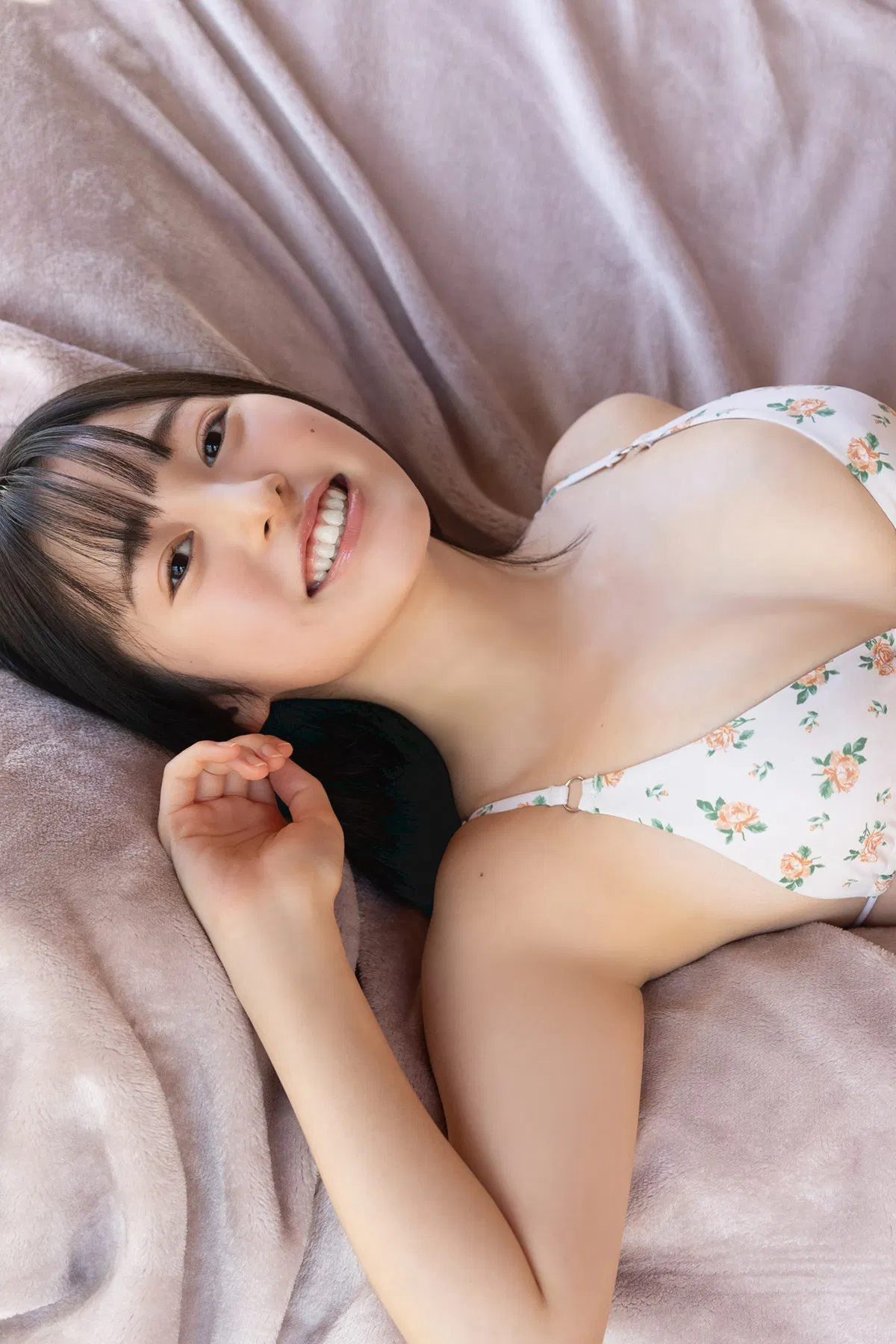 Miu Shirahama 白濱美兎, FRIDAYデジタル写真集 「ぎゅってして ｖｏｌ．２ ちょっとオトナな１００ページ豪華版」 Set.03