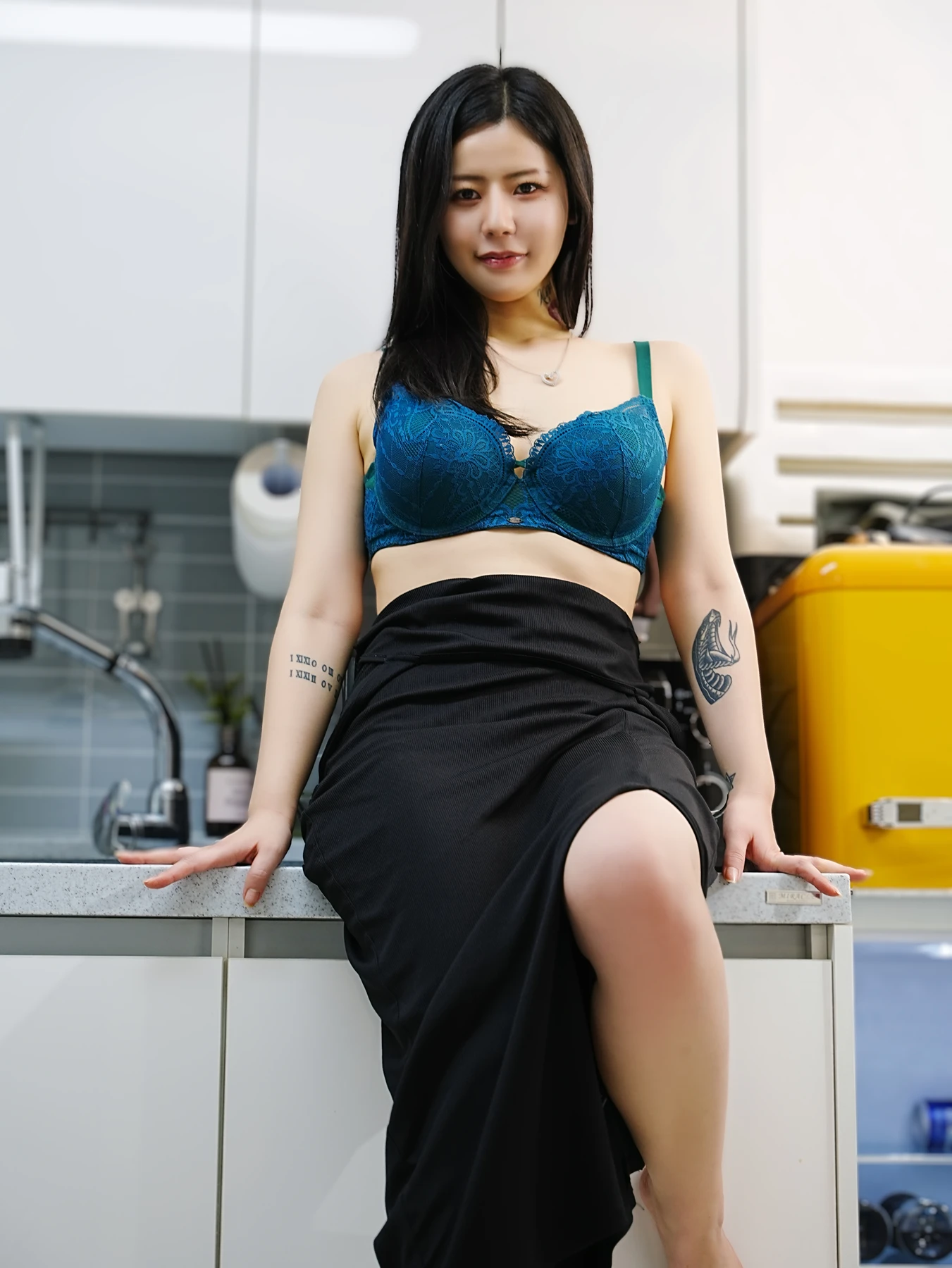 Choi Ri 최리, Photobook Vol.02 「Missy Look」 Set.02