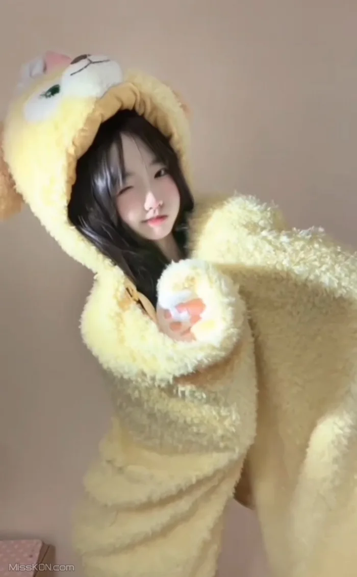 xiogu1177791_ 清纯小姐姐裸舞 声娇体软勾人小妖精