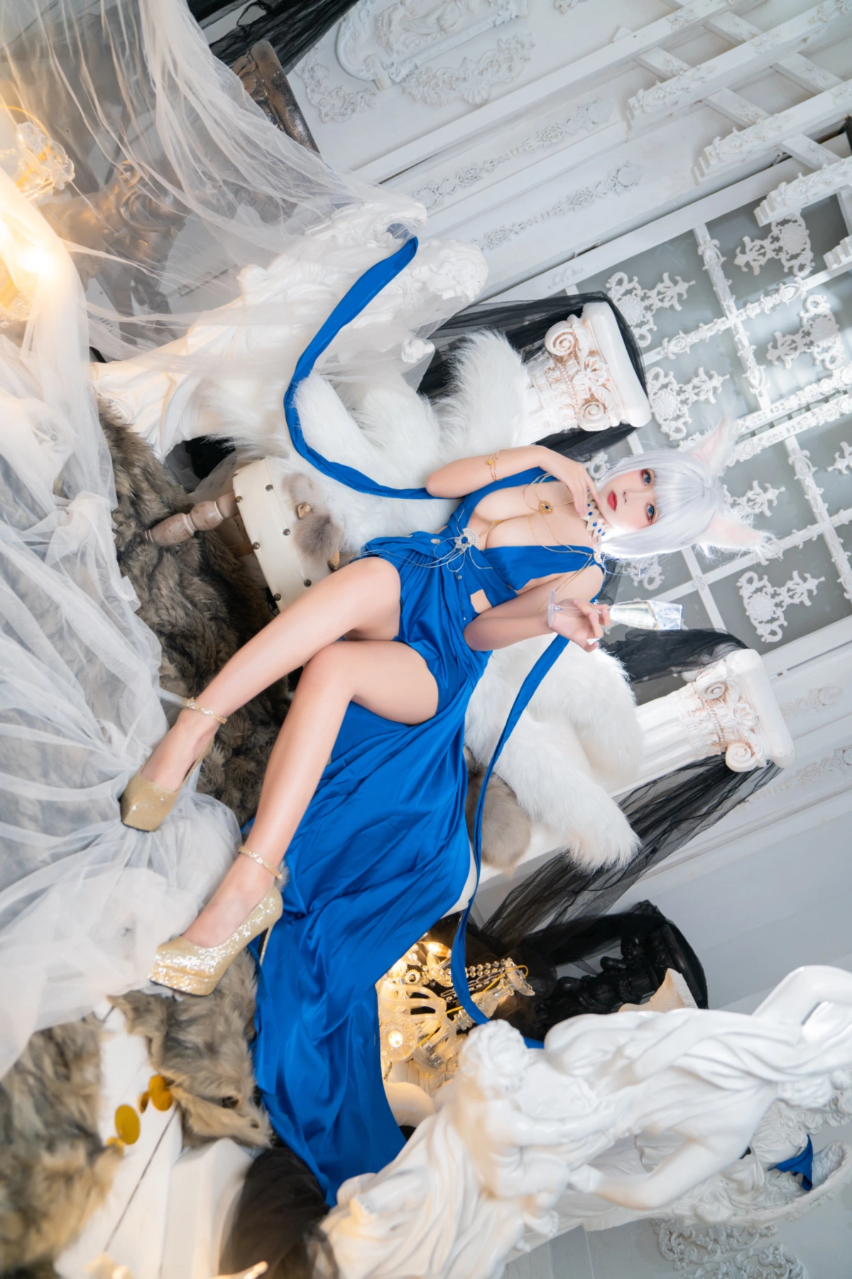 Cosplay 瓜希酱 & Momoko葵葵 – 碧蓝航线赤城 & 加贺 礼服