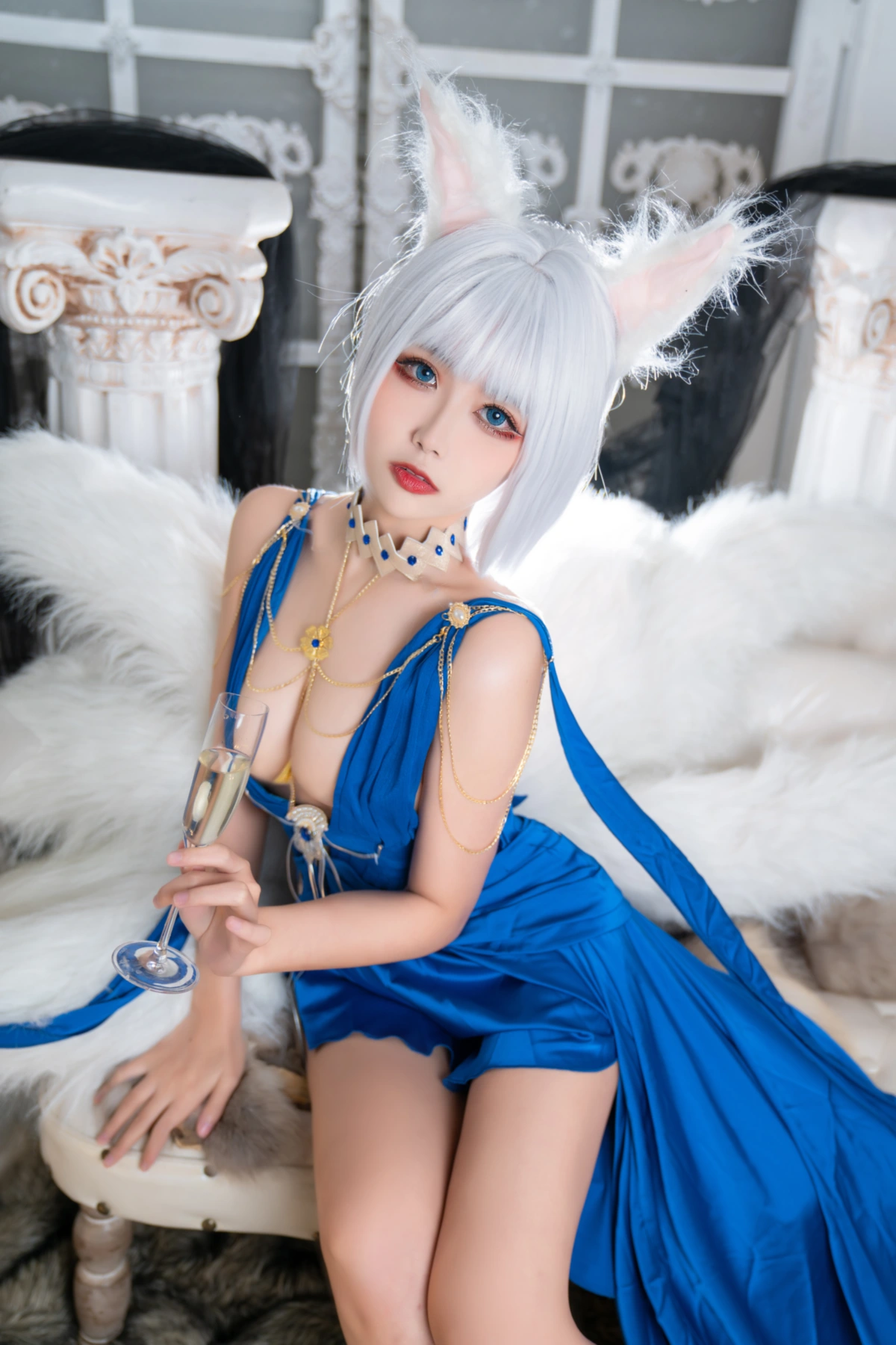 Cosplay 瓜希酱 & Momoko葵葵 – 碧蓝航线赤城 & 加贺 礼服