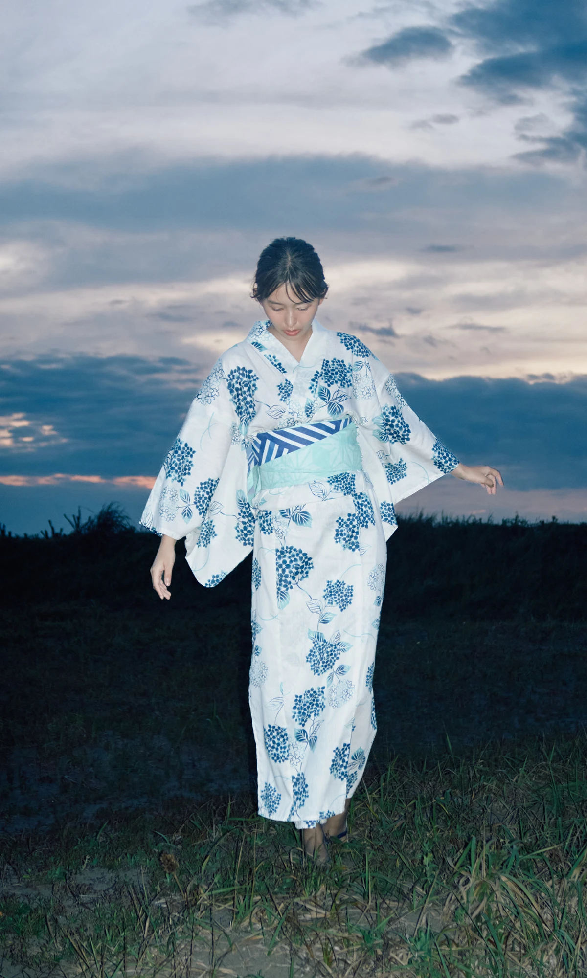 Nene Shida 志田音々, 週プレ Photo Book 「まなざしの先に」 Set.01