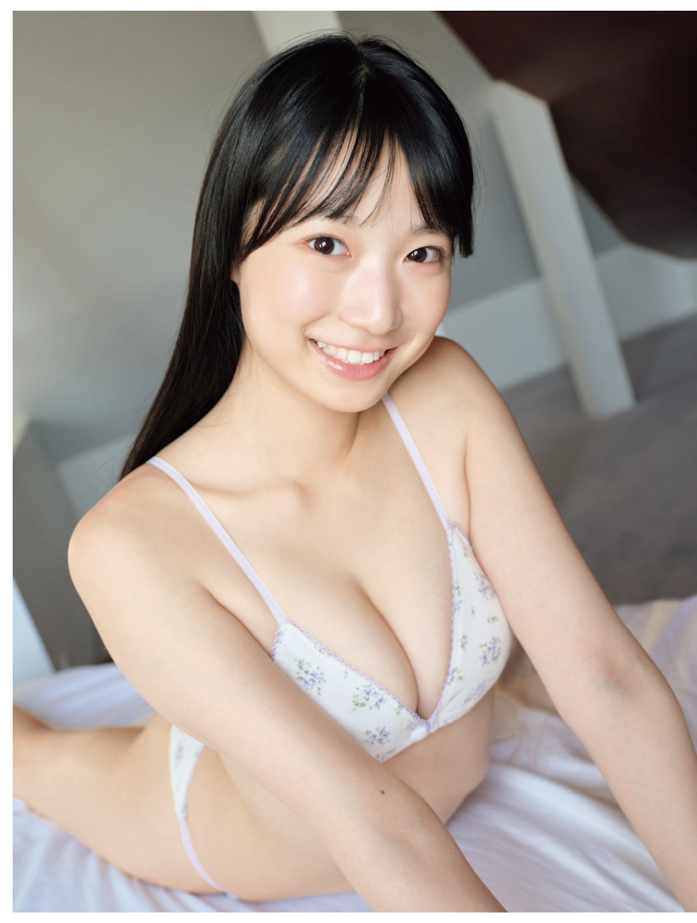 Shiori Momota 百田汐里, FLASH 2025.07.22 (フラッシュ 2025年7月22日号)
