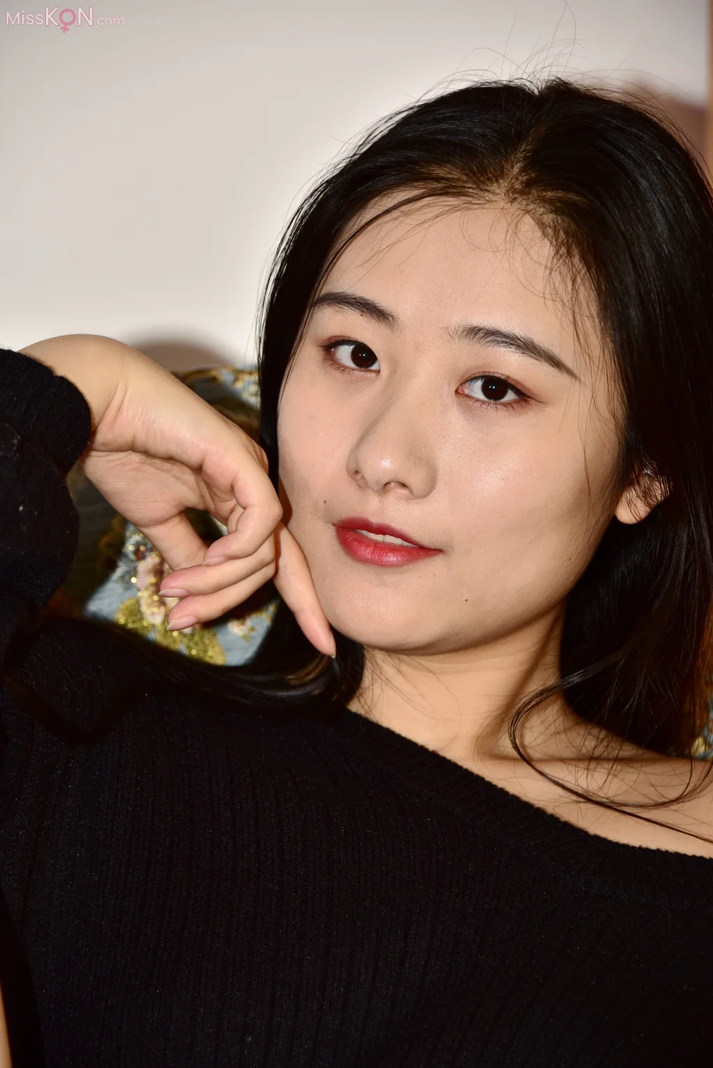[Private Photoshoot] 秀岑_ 丰满御姐写实私拍