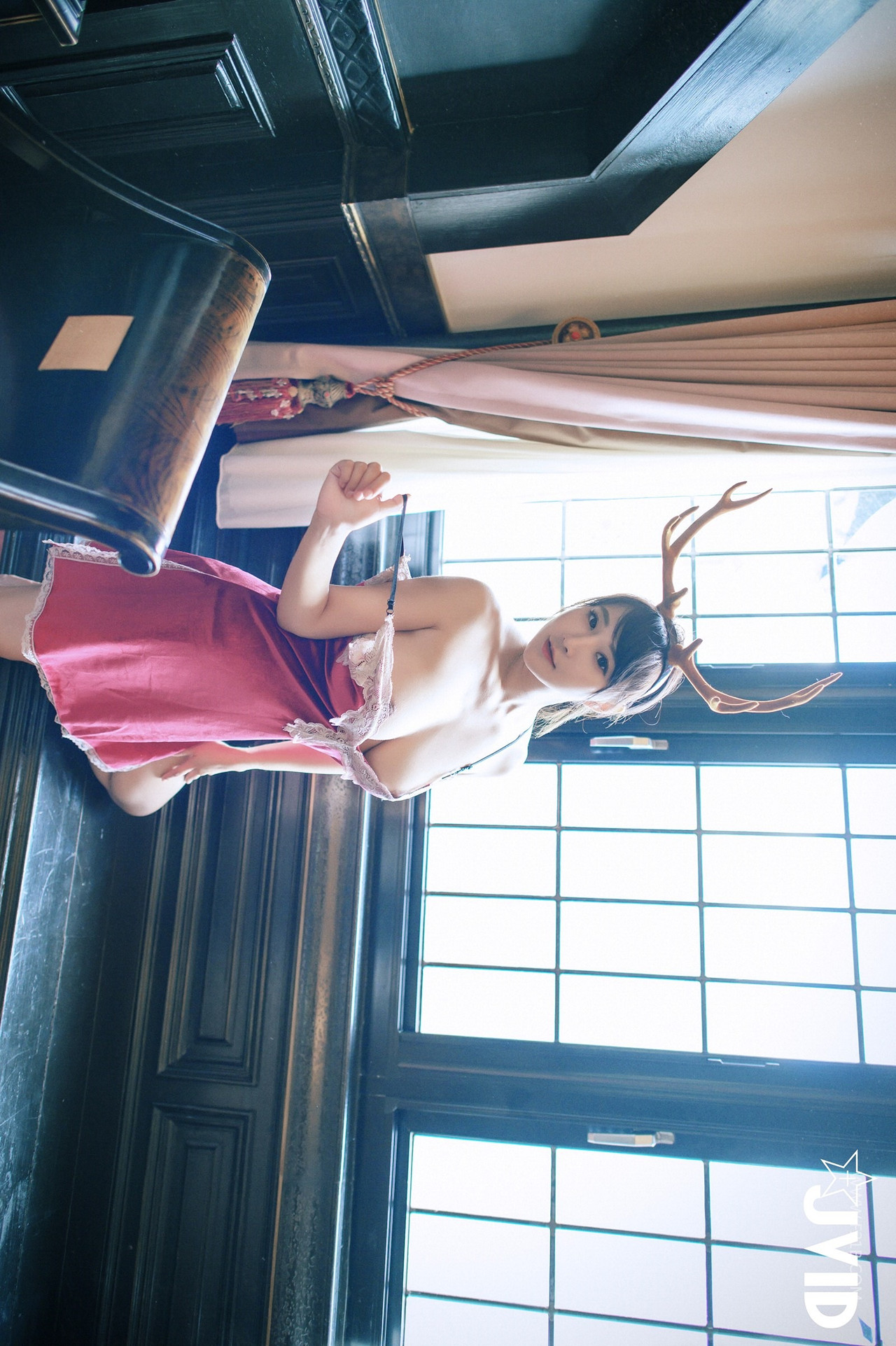 JVID Lele 樂樂 – 全輯上空無碼 巨乳女神 樂樂－鹿角女孩的報恩！ Set.02