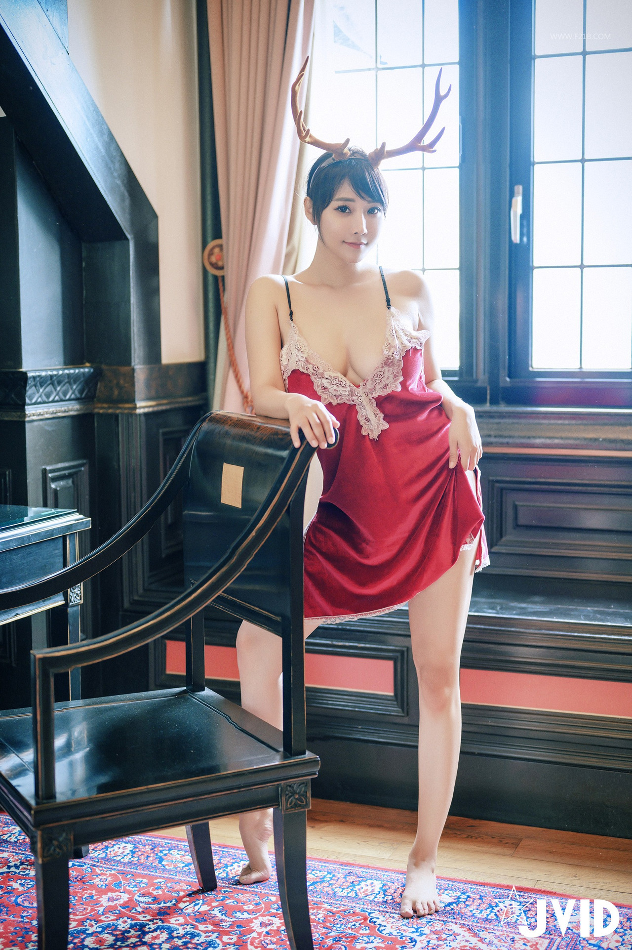 JVID Lele 樂樂 – 全輯上空無碼 巨乳女神 樂樂－鹿角女孩的報恩！ Set.02