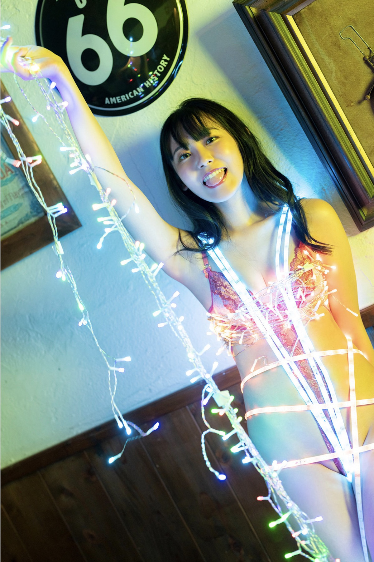 Moka Hayashida 林田百加, FLASHデジタル写真集 「ハイレグ光っちゃった」 Set.02