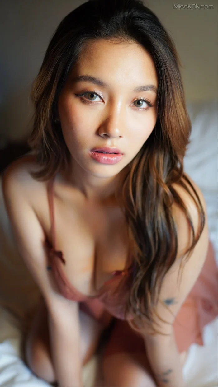 irisadamsone_ 极品清纯系电竞网红私拍 26 irisadamsone_ 极品清纯系电竞网红私拍