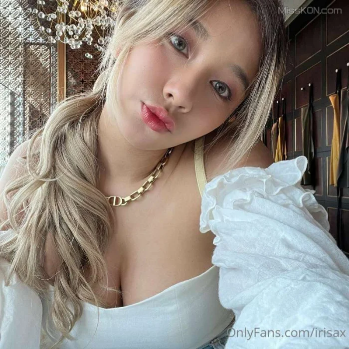 irisadamsone_ 极品清纯系电竞网红私拍 45 irisadamsone_ 极品清纯系电竞网红私拍