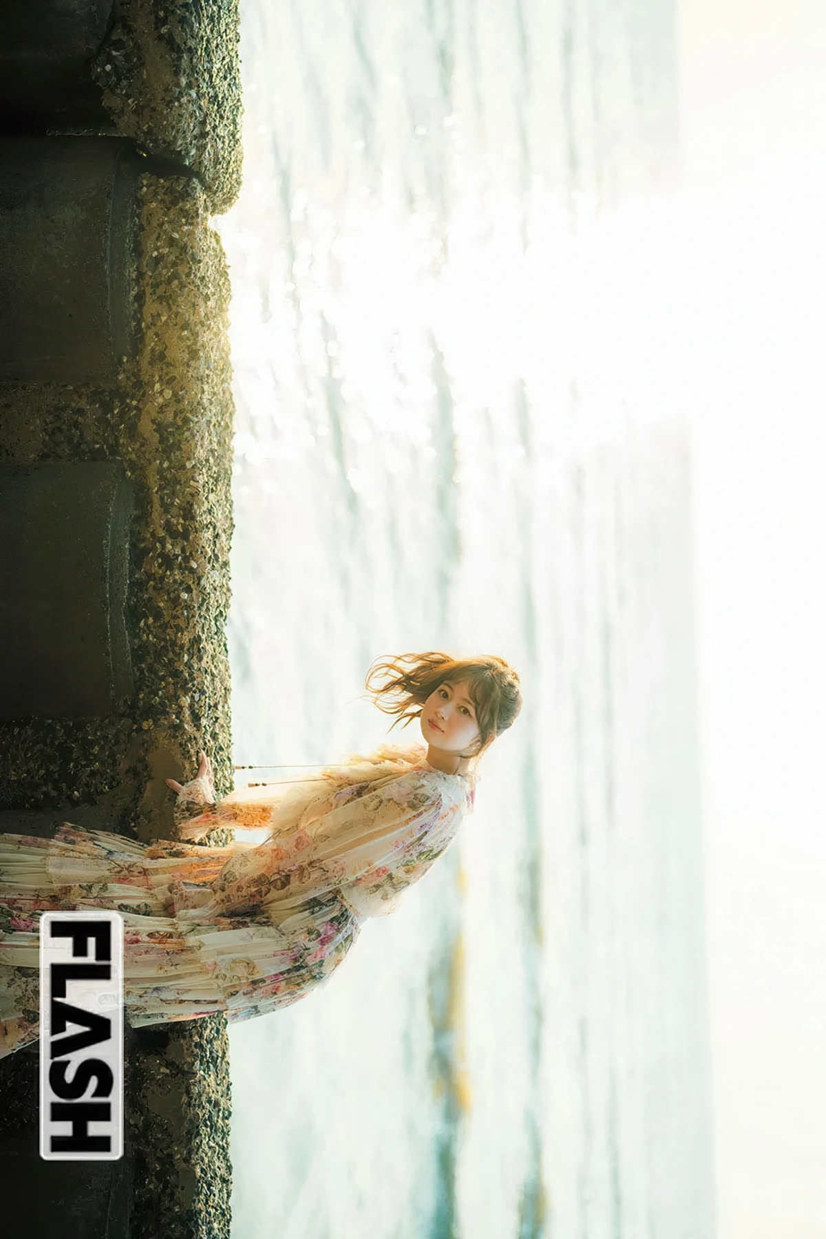 Mio Saeki 佐伯澪, Yuna Ego 江籠裕奈, FLASH 2025.08.19-26 (フラッシュ 2025年8月19-26日号)