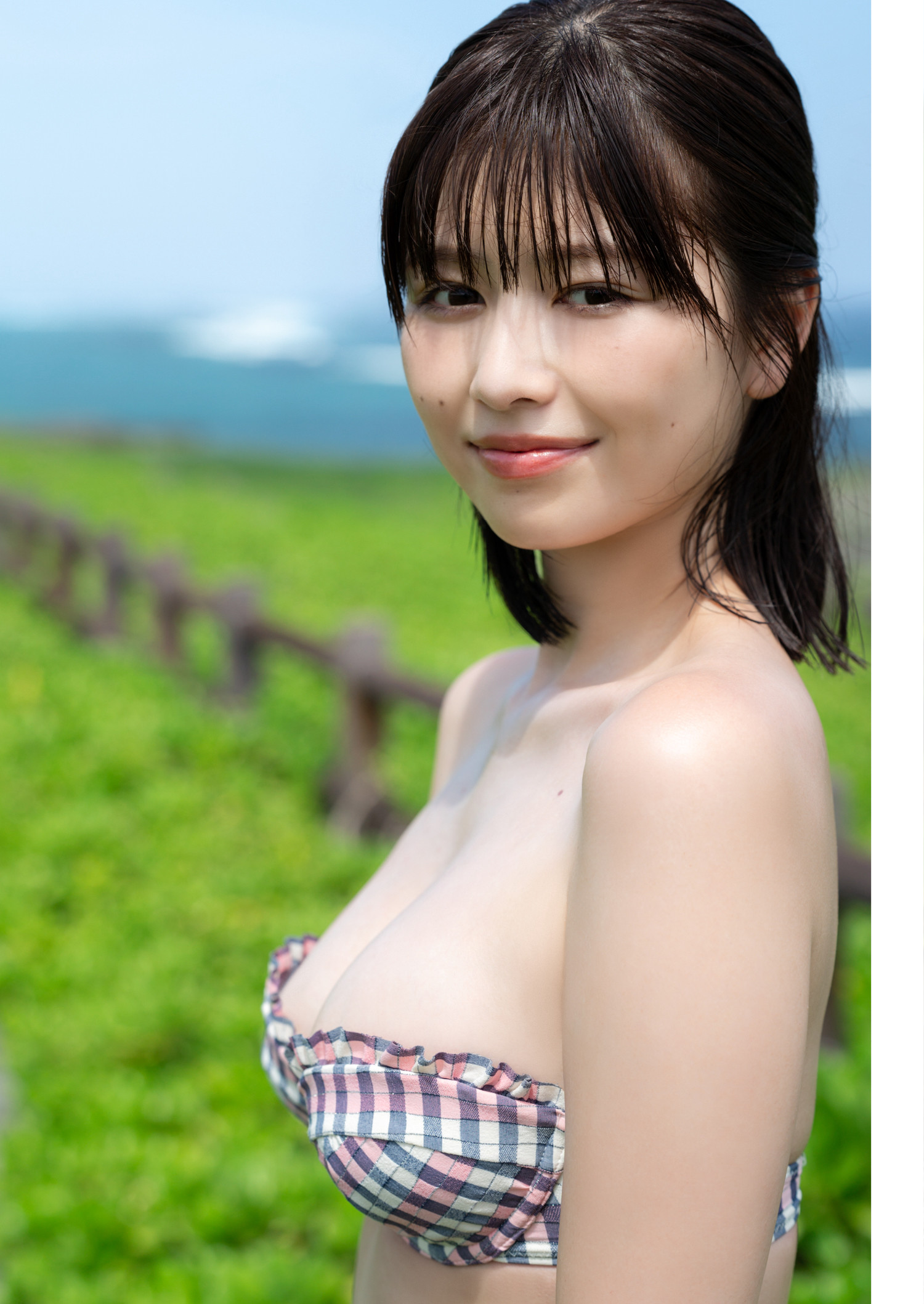 Yuzuha Saeki 冴木柚葉, Young Jump 2025 No.39 (ヤングジャンプ 2025年39号)
