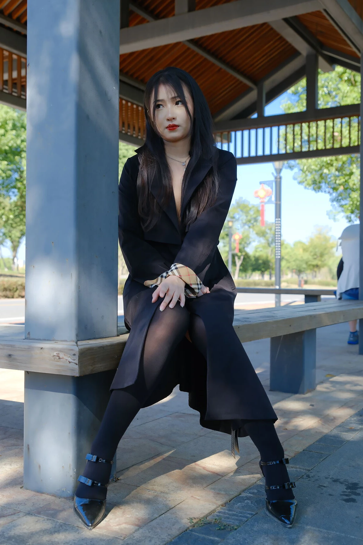 小泽 – 黑丝御姐 户外露出 Set.02
