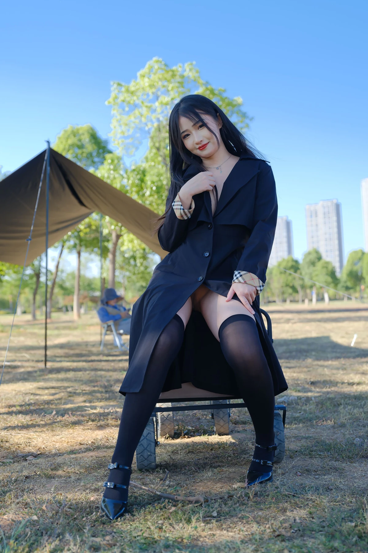 小泽 – 黑丝御姐 户外露出 Set.02
