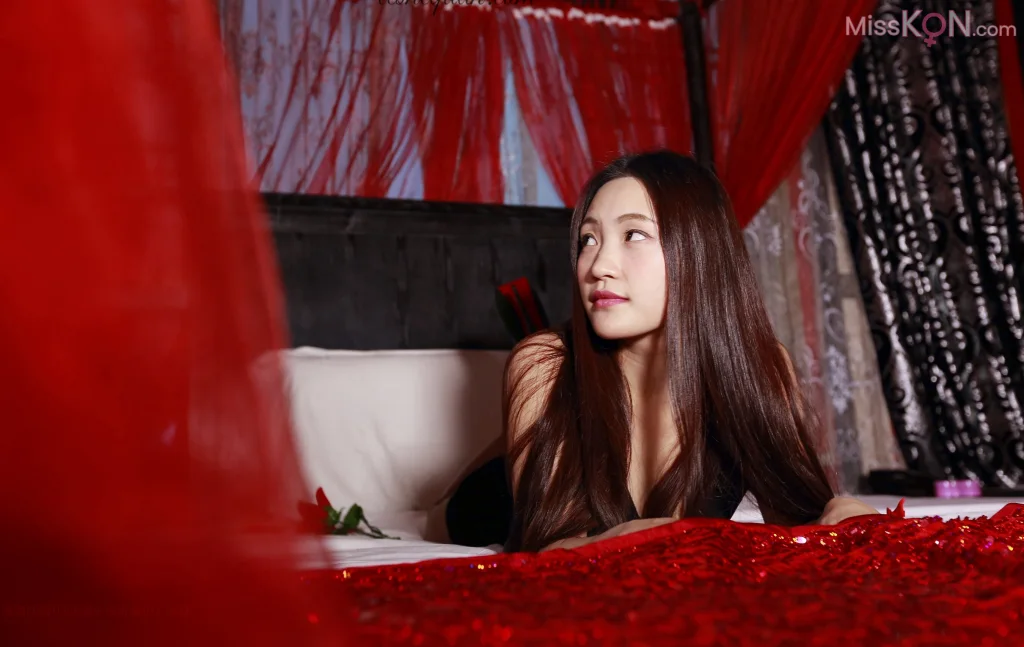 [Private Photoshoot] 小周迅(任任)_ 國模 大尺度 私拍視圖合集
