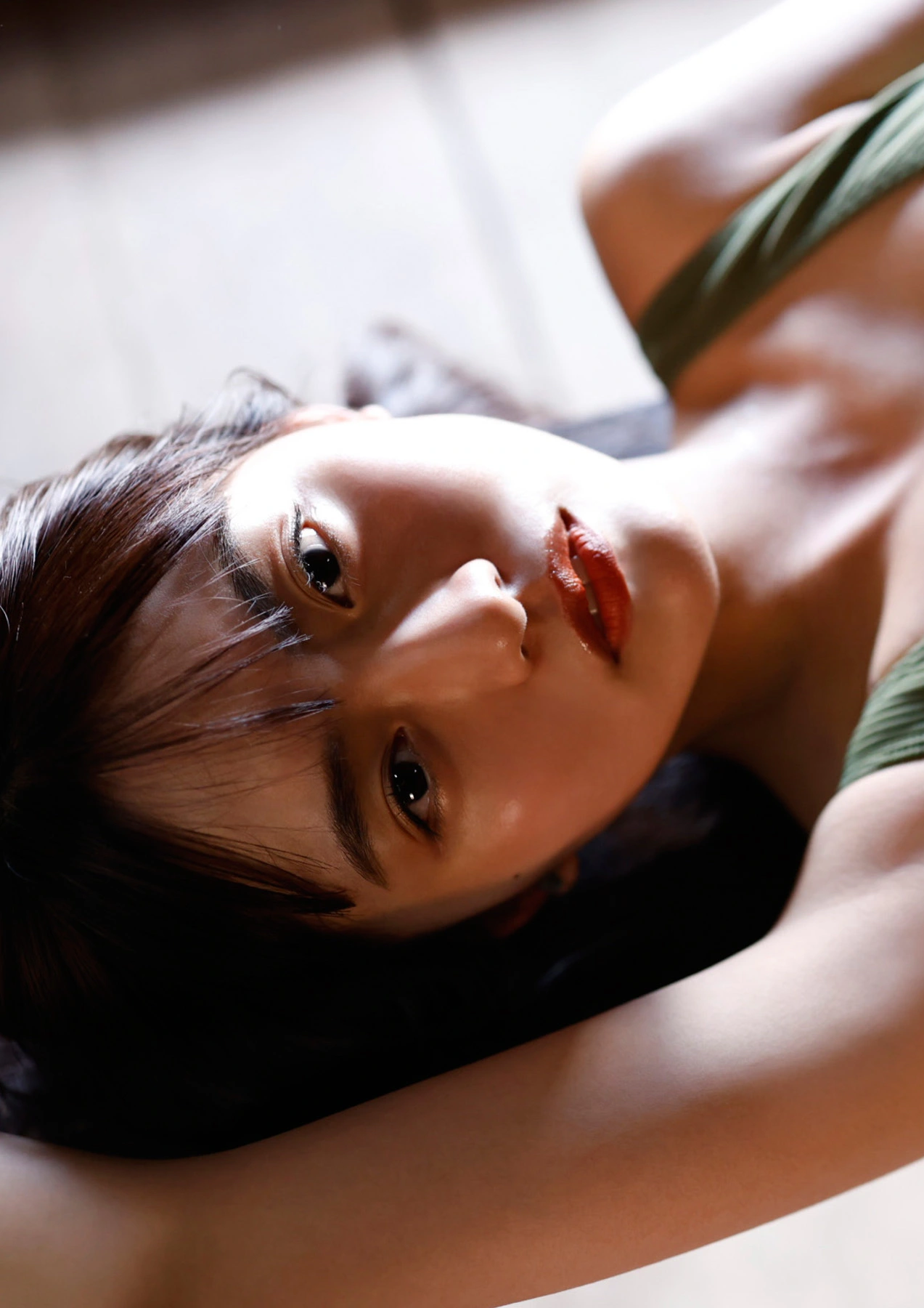 Runa Toyoda 豊田ルナ, 写真集 『side-B：Good to see Moon』 Set.02