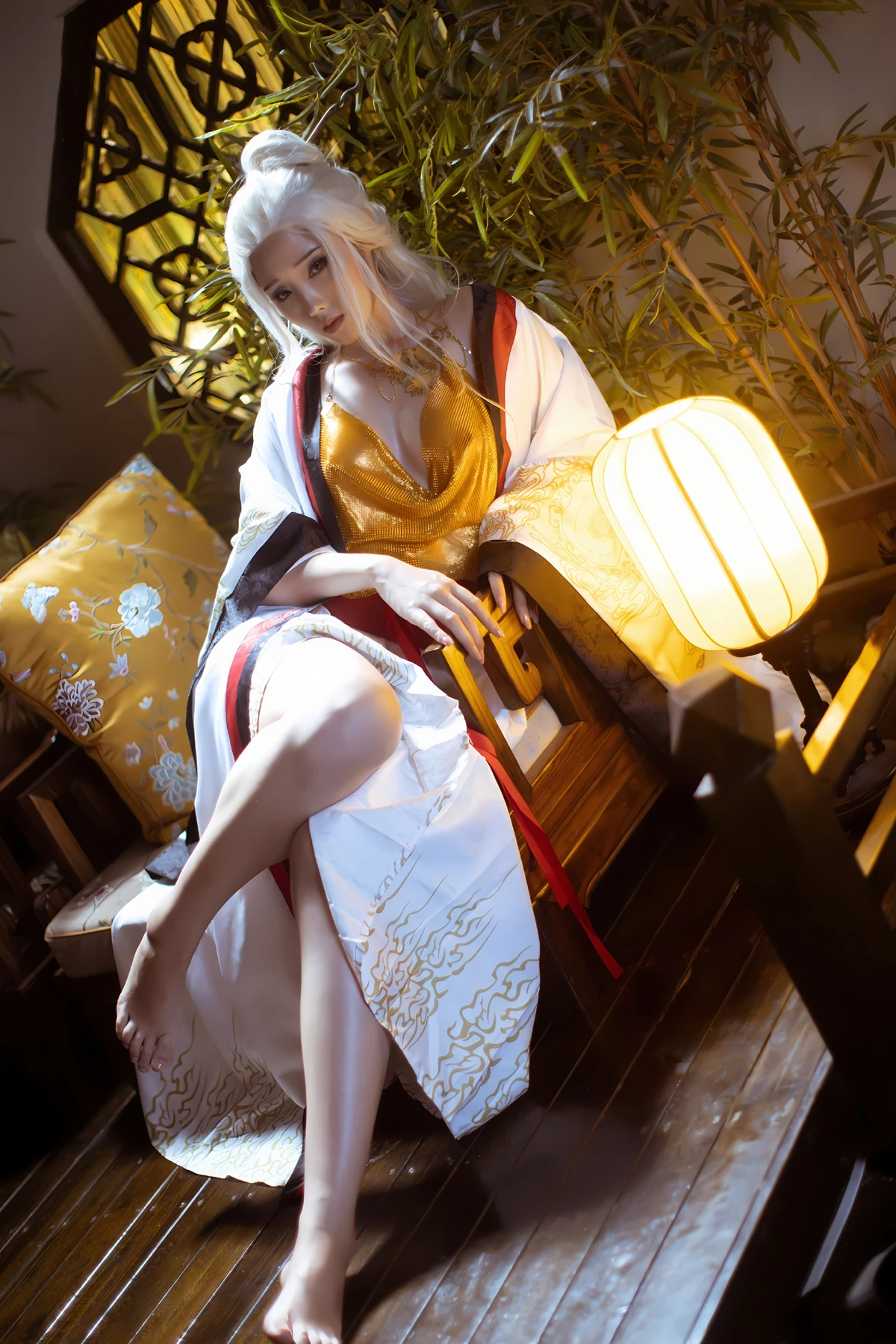 Cosplay 钛合金TiTi – 黑神话悟空 铁扇公主