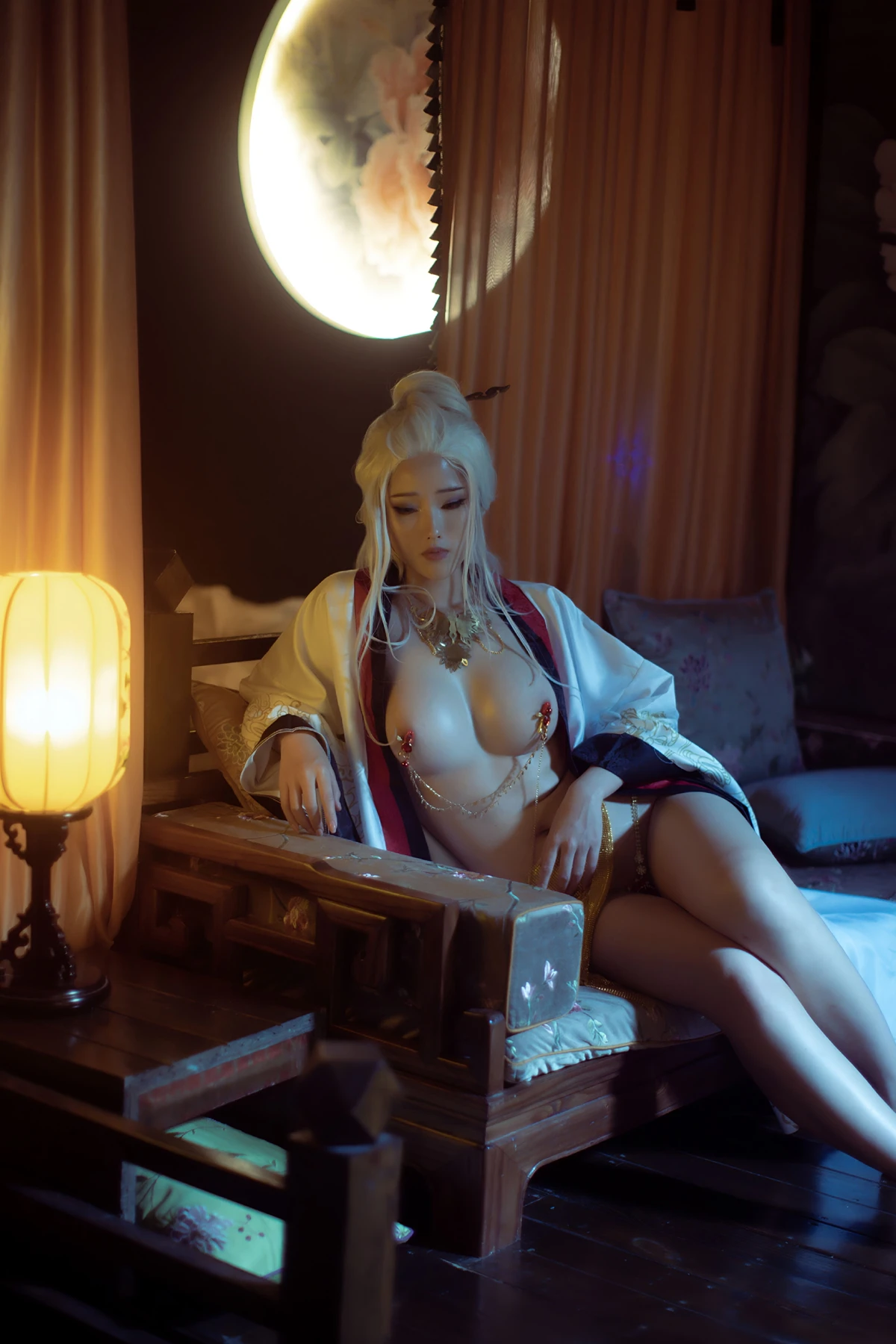 Cosplay 钛合金TiTi – 黑神话悟空 铁扇公主