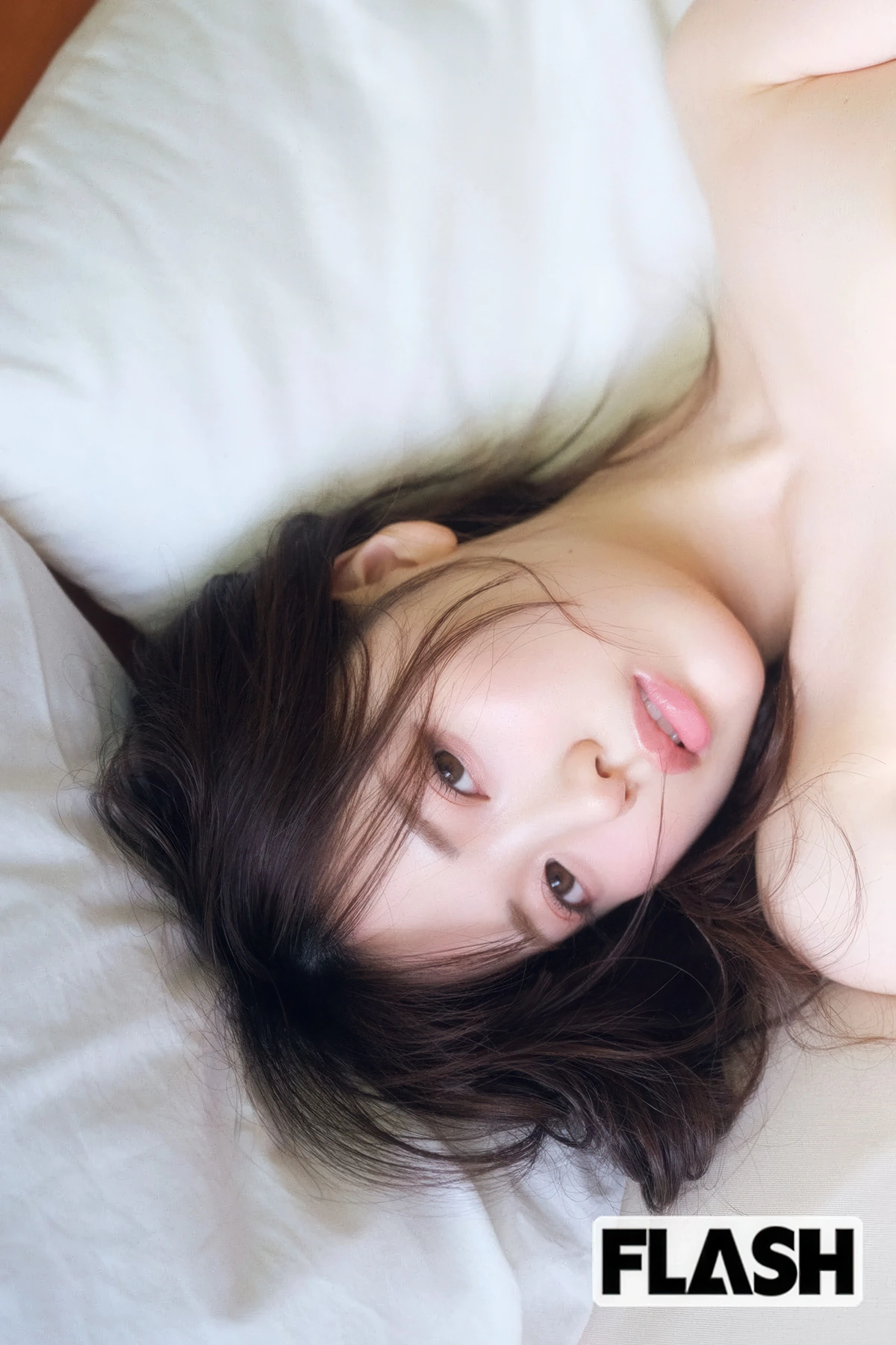 FLASHデジタル写真集の名作, FLASH 2025.09.30 (フラッシュ 2025年9月30日号)