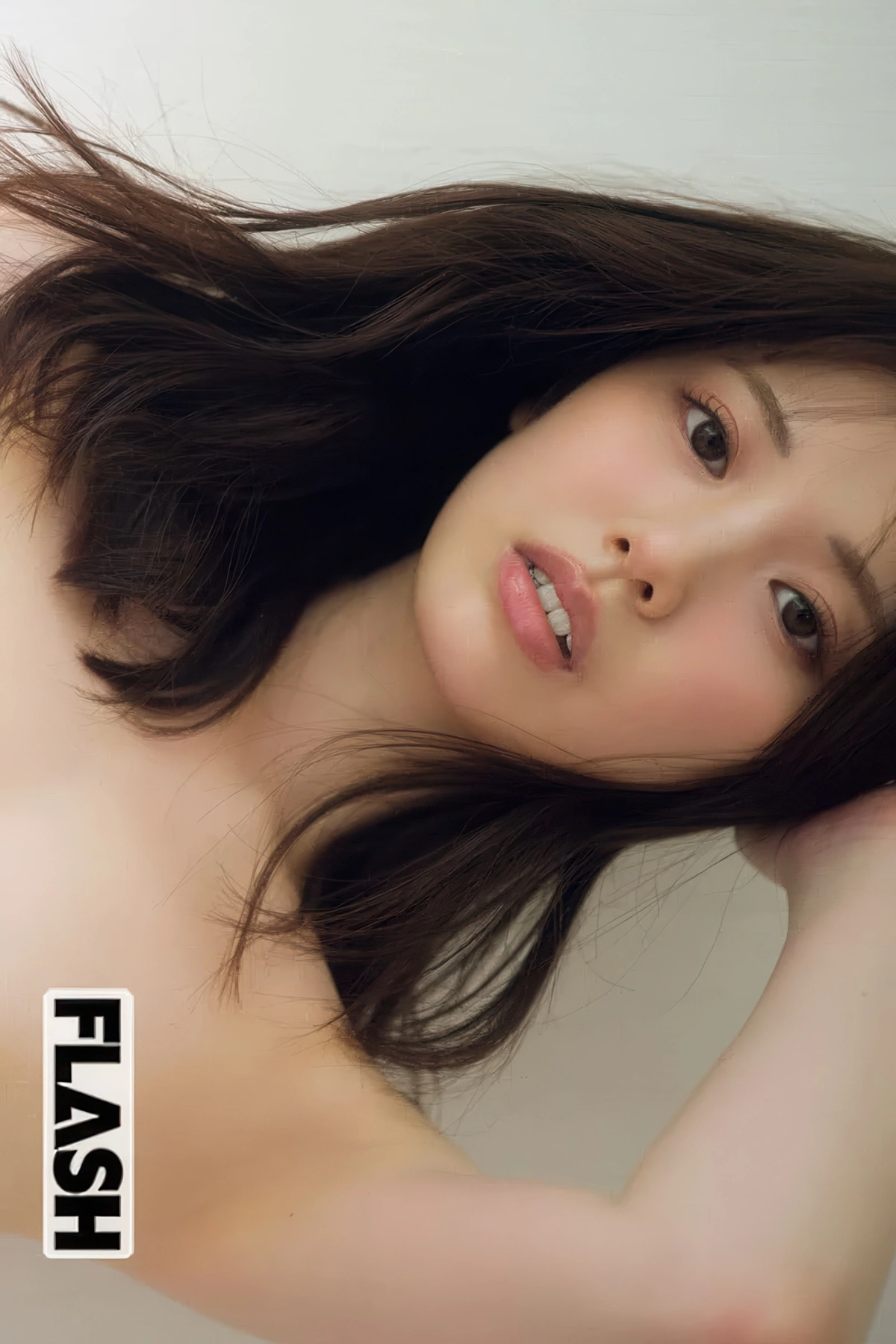 FLASHデジタル写真集の名作, FLASH 2025.09.30 (フラッシュ 2025年9月30日号)