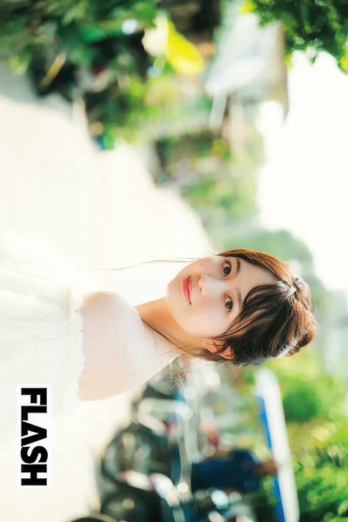 Yuna Ego 江籠裕奈, FLASH 2025.08.05 (フラッシュ 2025年8月5日号)