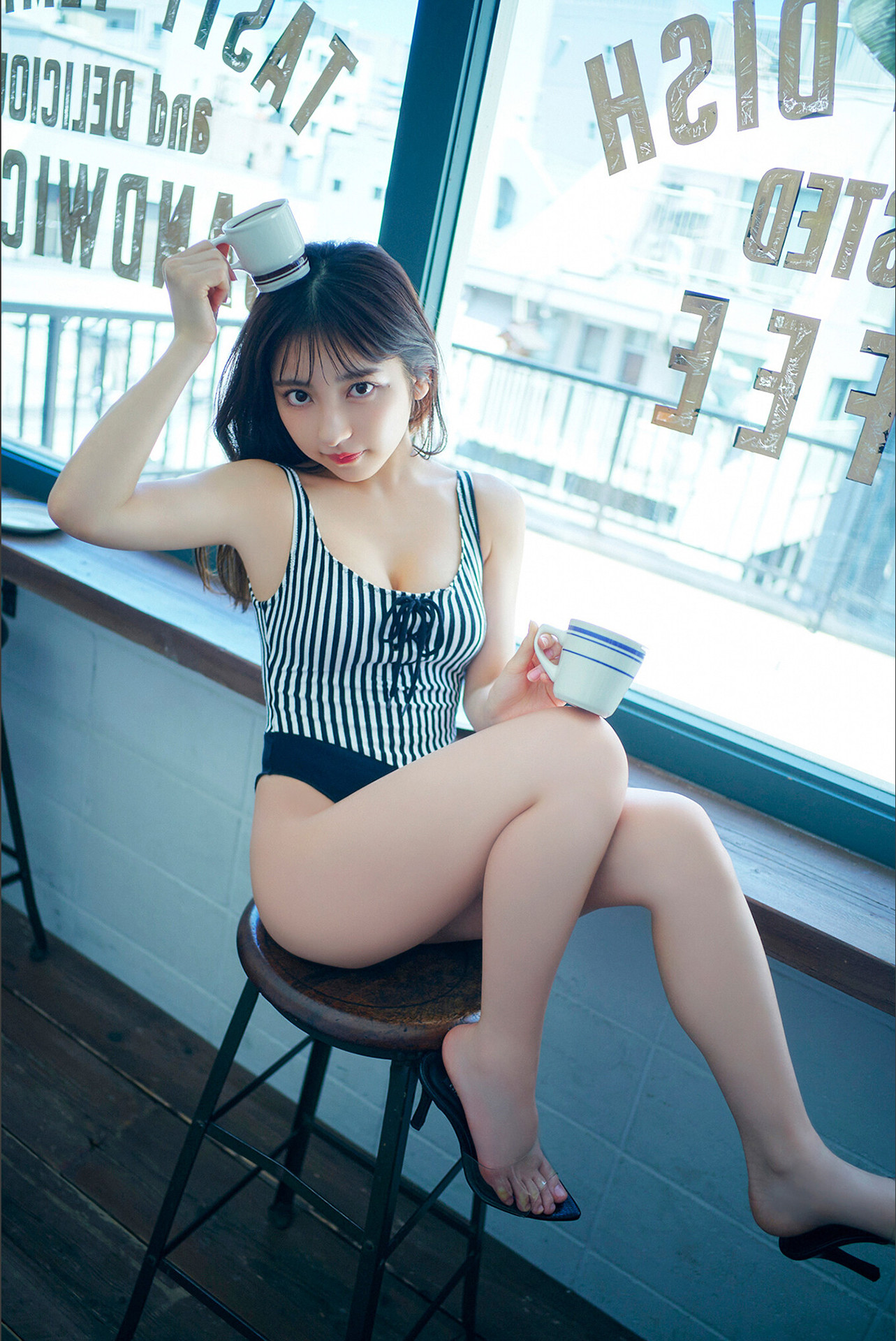 Toumi 十味, 写真集 「Off Mode スピサン グラビアフォトブック」 Set.02