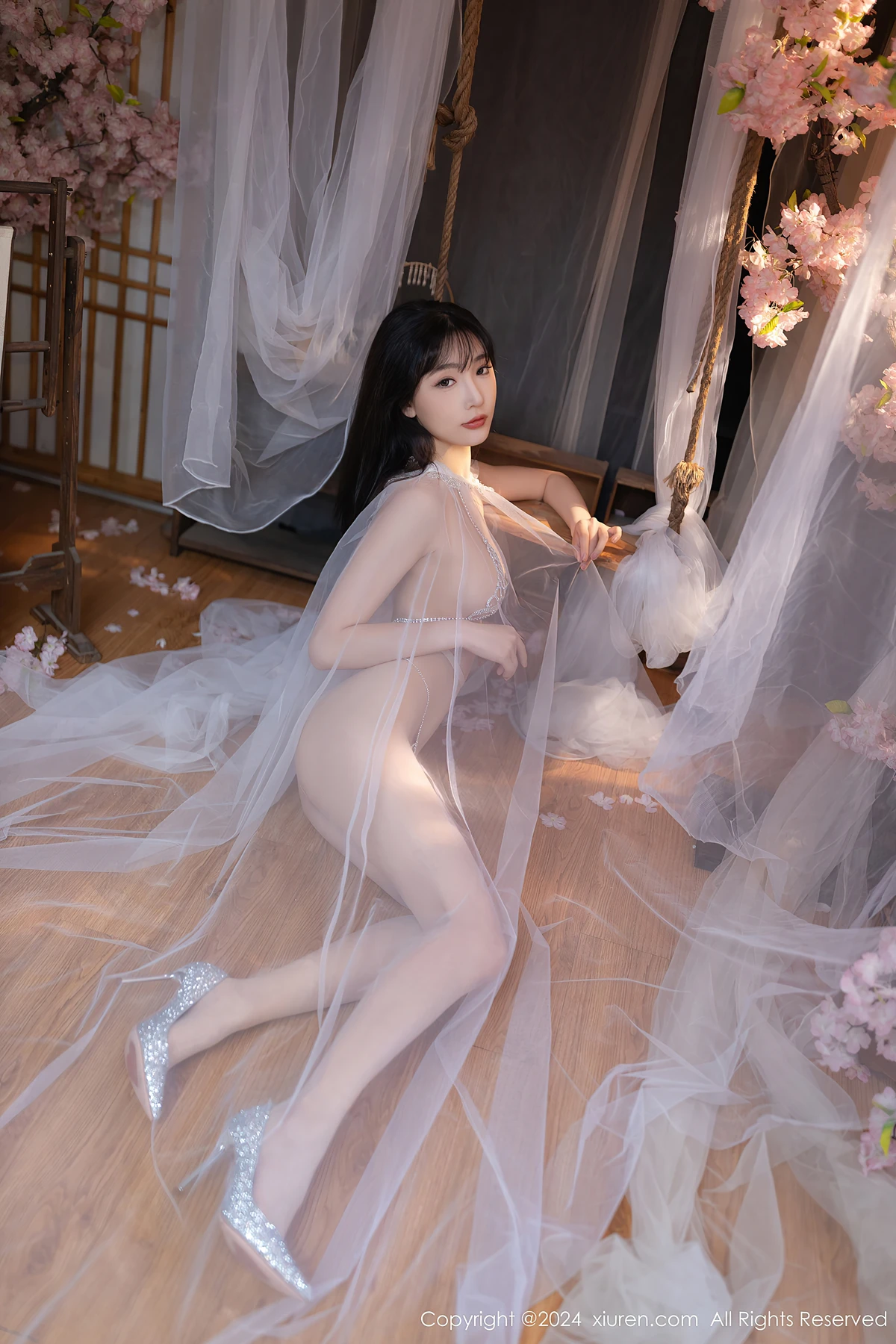 XiuRen秀人网 No.8807 陆萱萱LuXuanXuan