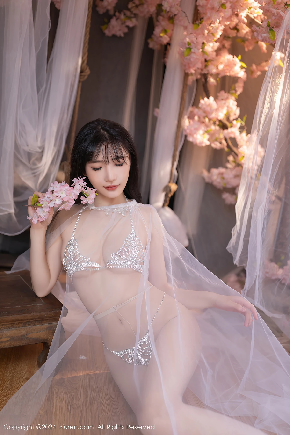 XiuRen秀人网 No.8807 陆萱萱LuXuanXuan