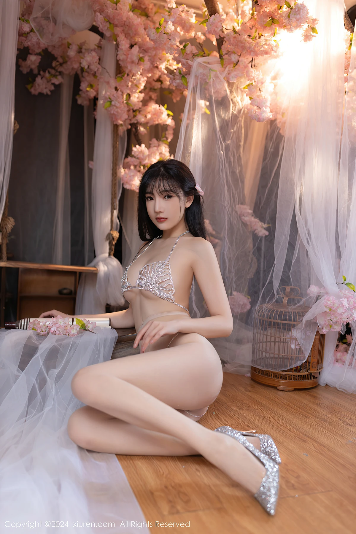 XiuRen秀人网 No.8807 陆萱萱LuXuanXuan