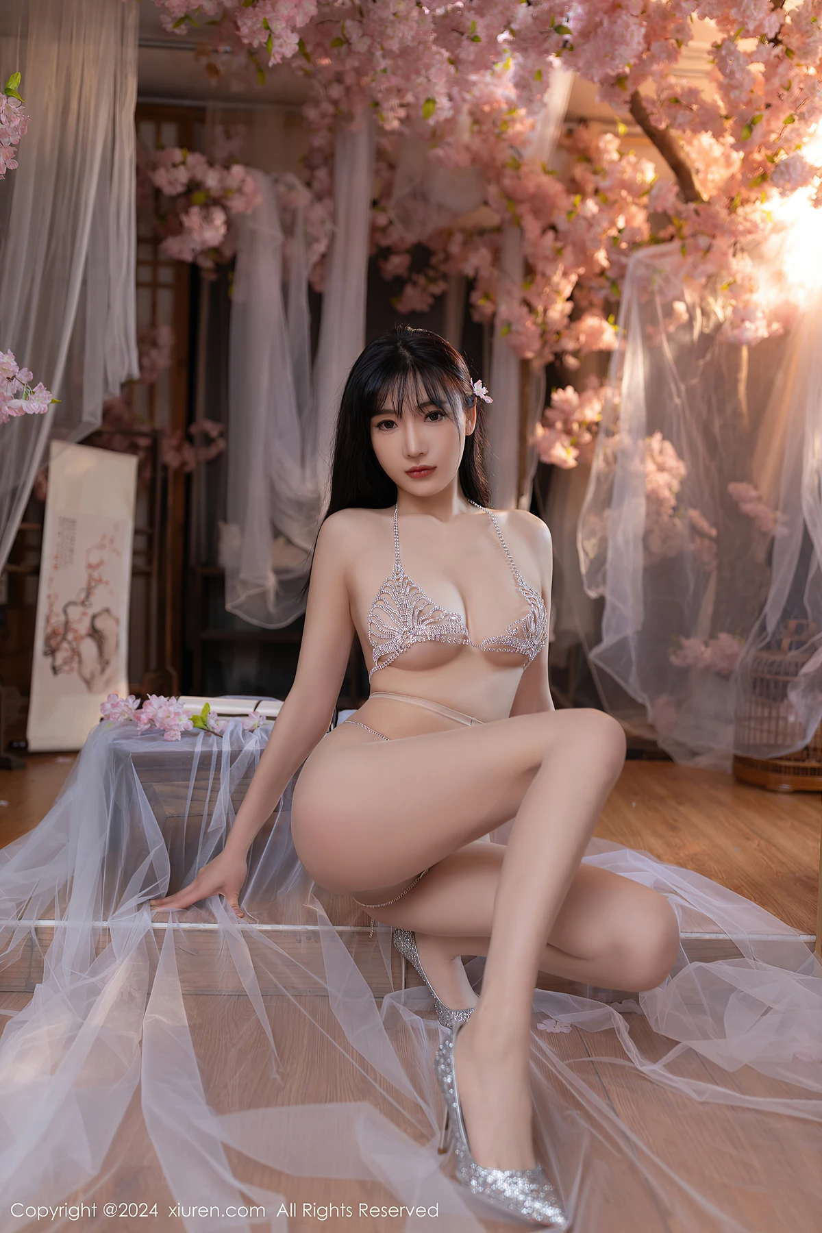 XiuRen秀人网 No.8807 陆萱萱LuXuanXuan