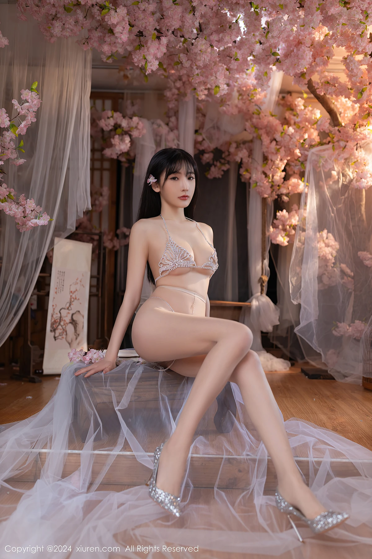 XiuRen秀人网 No.8807 陆萱萱LuXuanXuan