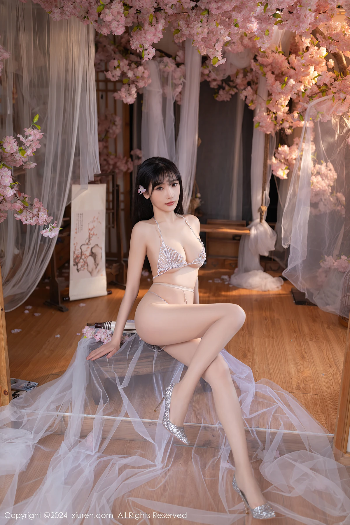 XiuRen秀人网 No.8807 陆萱萱LuXuanXuan