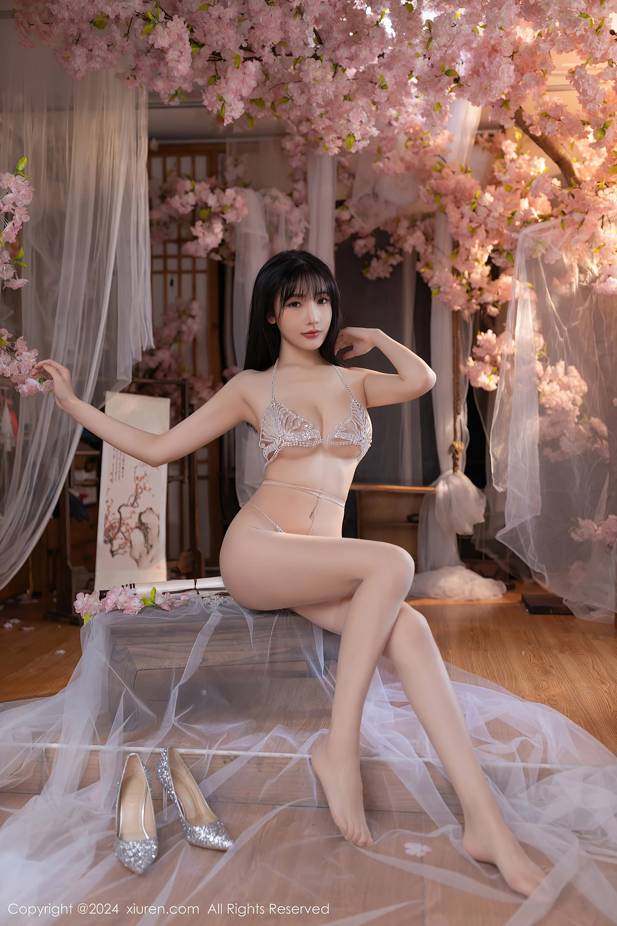 XiuRen秀人网 No.8807 陆萱萱LuXuanXuan