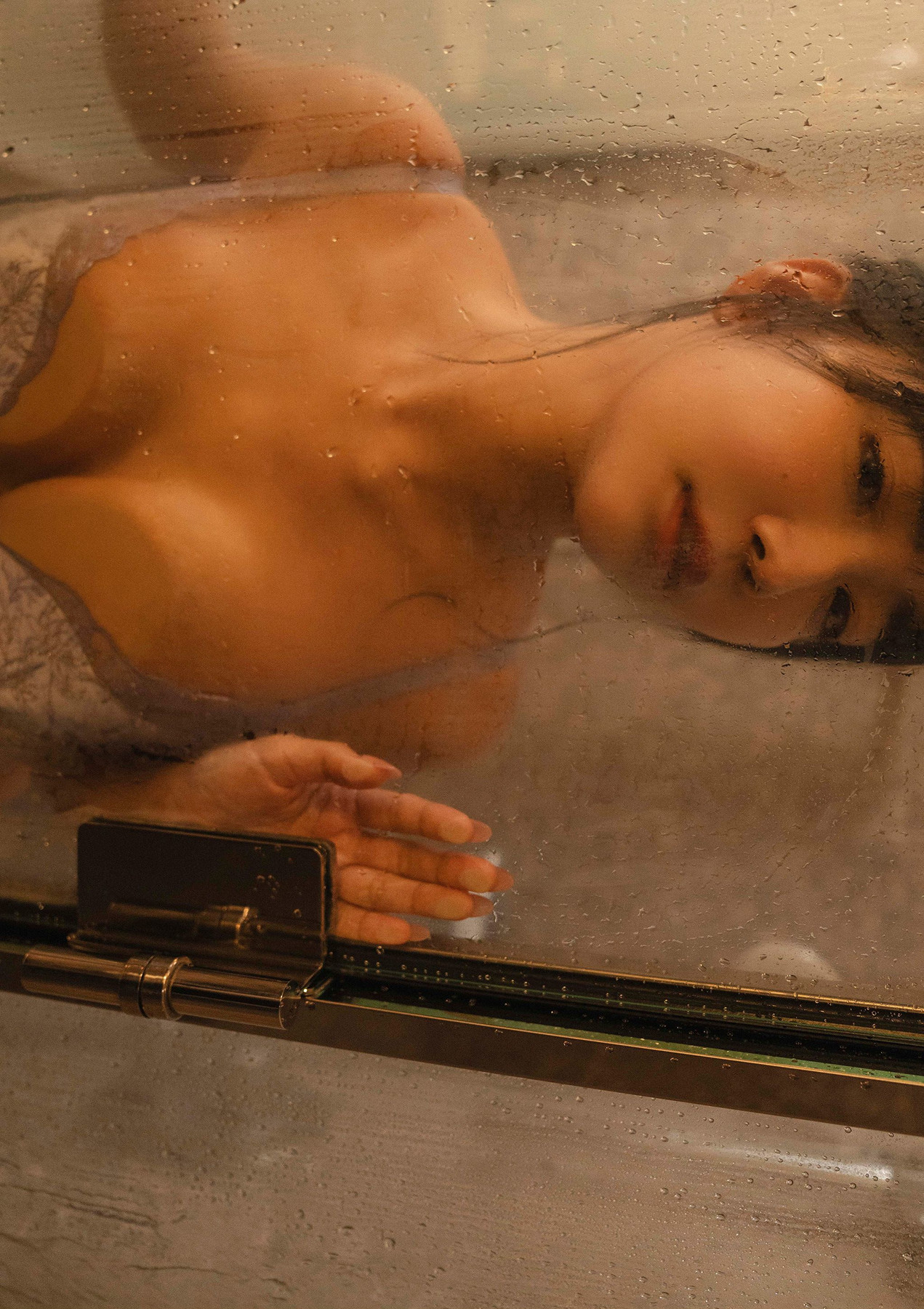 Kisumi Amau 天羽希純, 写真集 「もっと！教えて あまう先輩！！ スピサン グラビアフォトブック」 Set.01