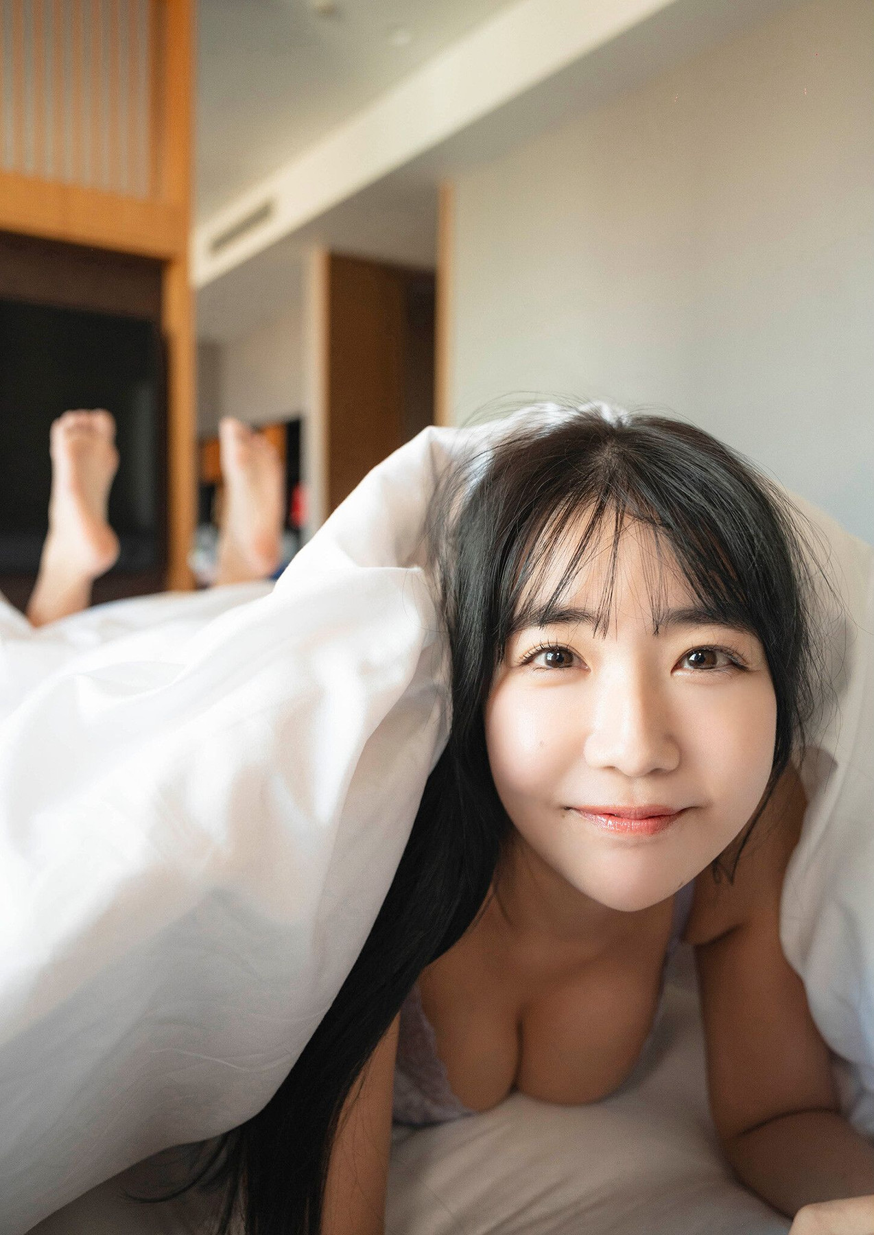 Kisumi Amau 天羽希純, 写真集 「もっと！教えて あまう先輩！！ スピサン グラビアフォトブック」 Set.01