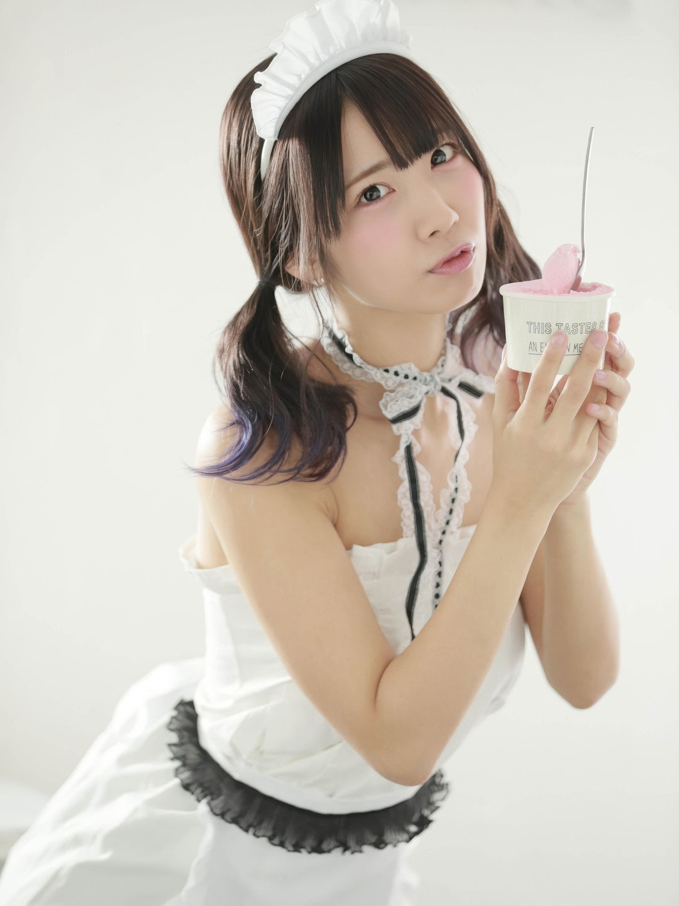 Kisumi Amau 天羽希純, 写真集 「ELFy BooKs vol.02」 Set.01