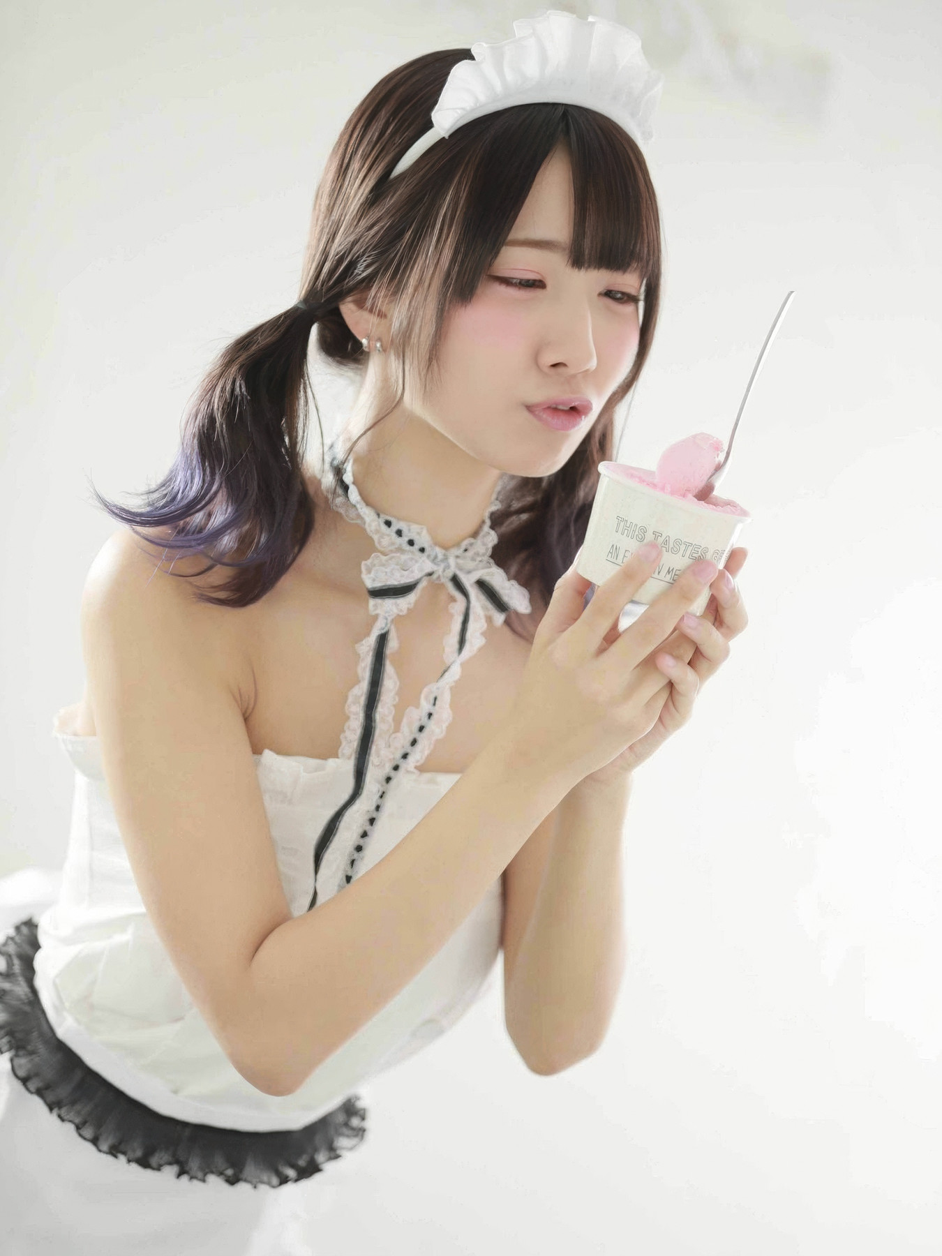 Kisumi Amau 天羽希純, 写真集 「ELFy BooKs vol.02」 Set.01