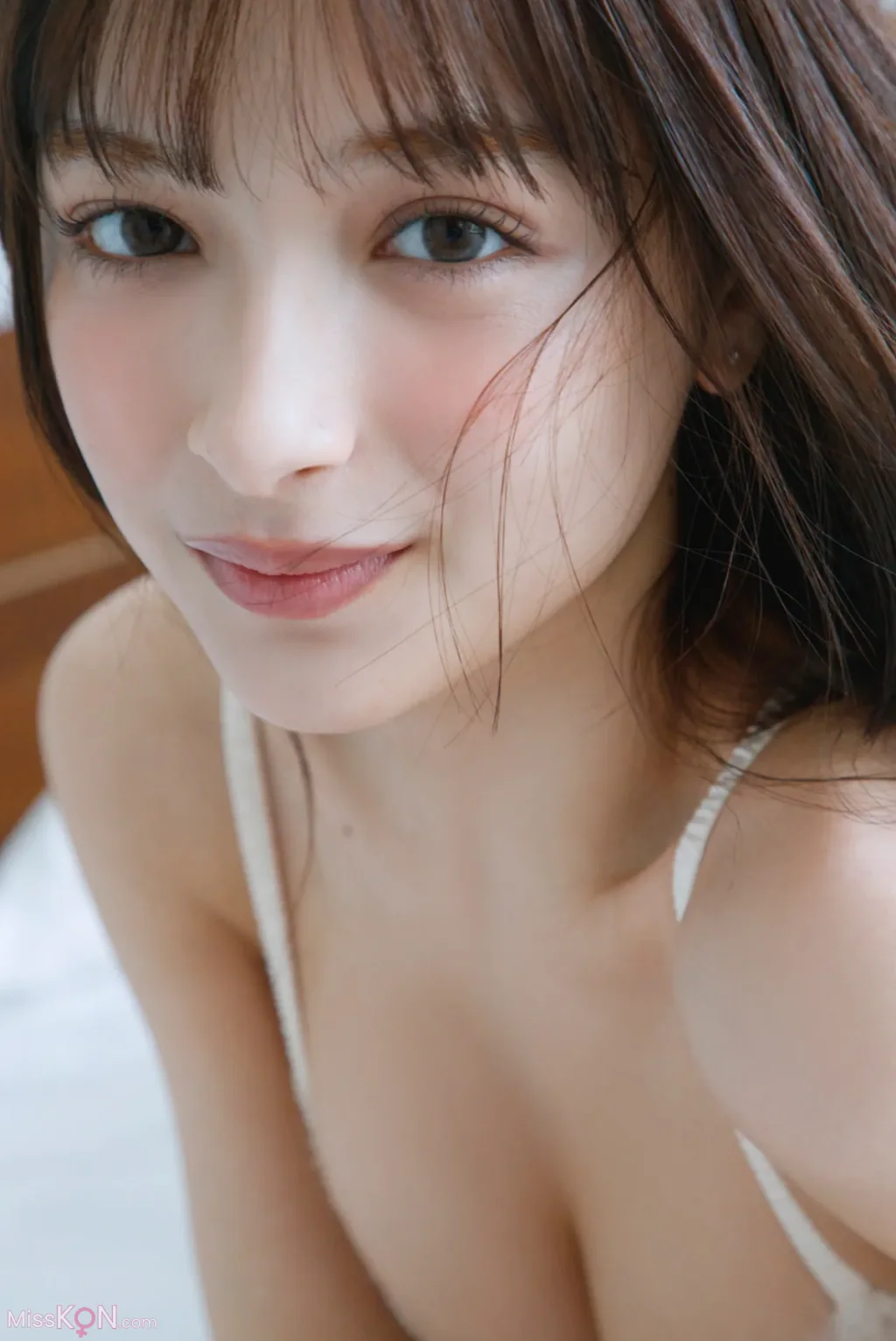 Erika & Marina Momose (百瀬まりな)_ FRIDAY Monthly Girl 049 エリマリ姉妹 完全未発表100カット＆ムービー