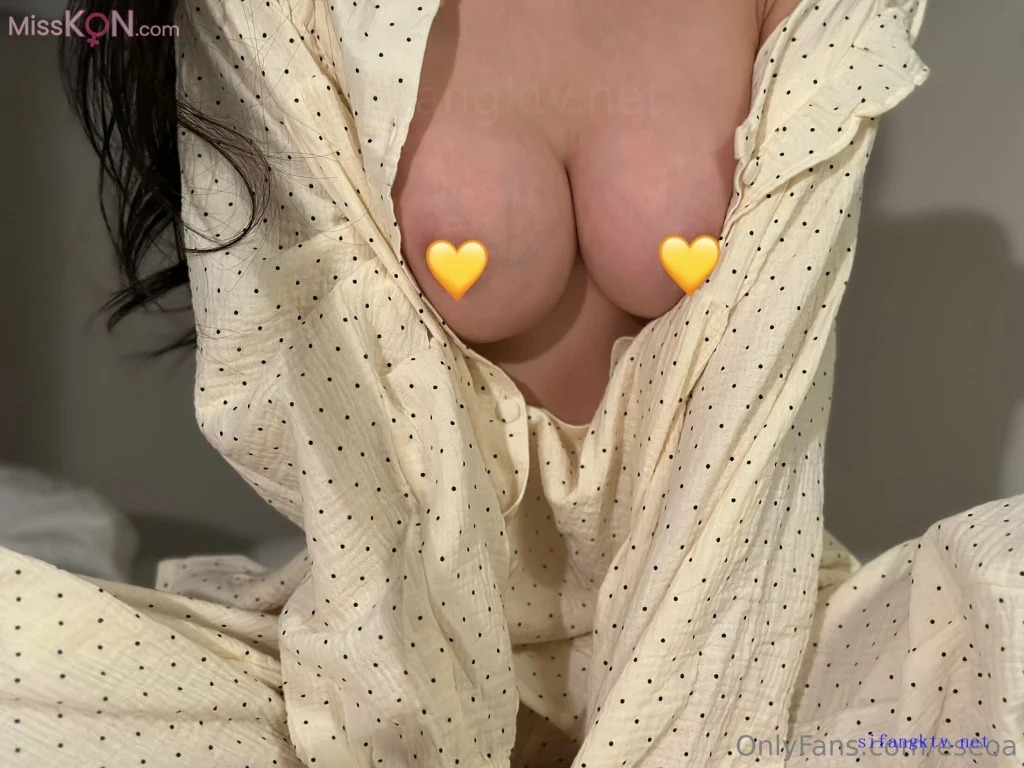 徐雅eseoa_ OnlyFans订阅私拍福利 激凸闪现 画面诱惑力十足