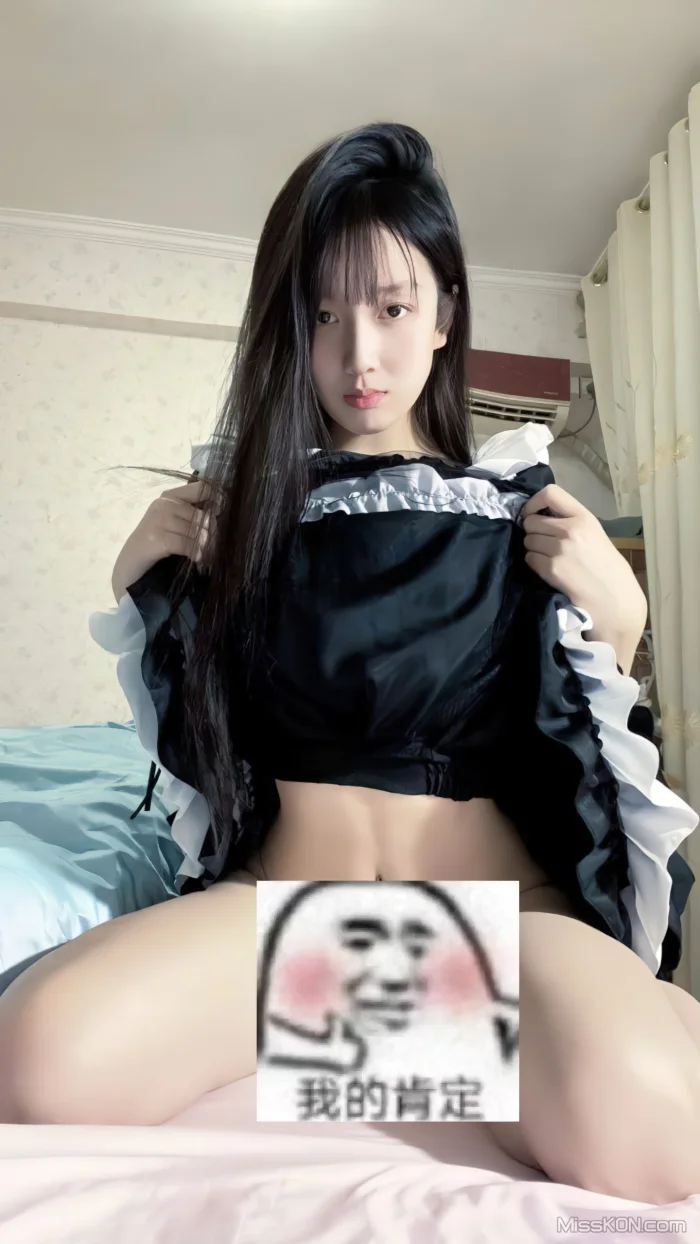 瑶瑶_ 纯欲小姐姐私拍