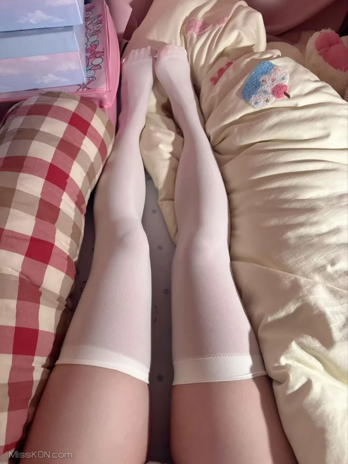 米妮mini_ 顶级白虎萝莉 520门槛福利