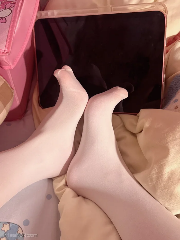 米妮mini_ 顶级白虎萝莉 520门槛福利