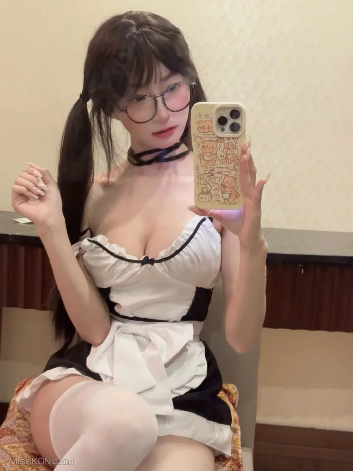 米妮mini_ 顶级白虎萝莉 520门槛福利